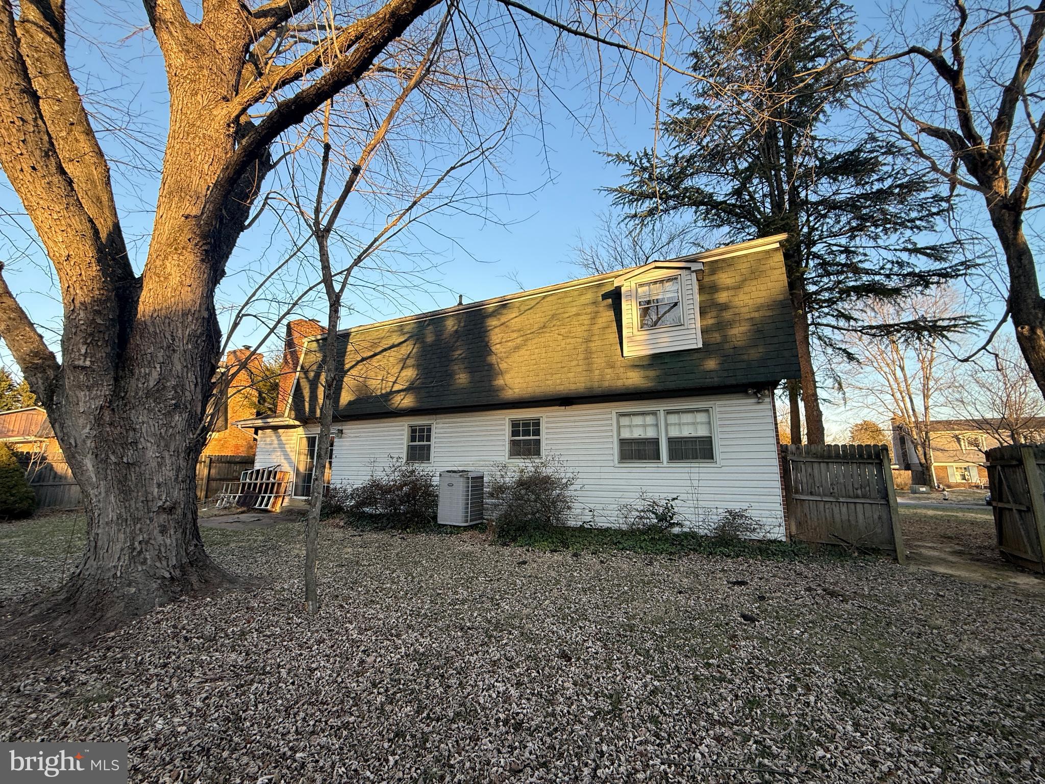 TANTALLON SQUARE - Residential
