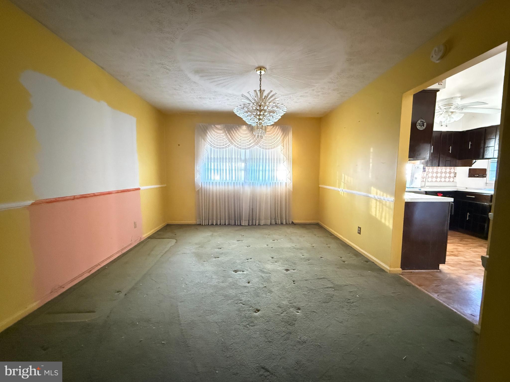 TANTALLON SQUARE - Residential