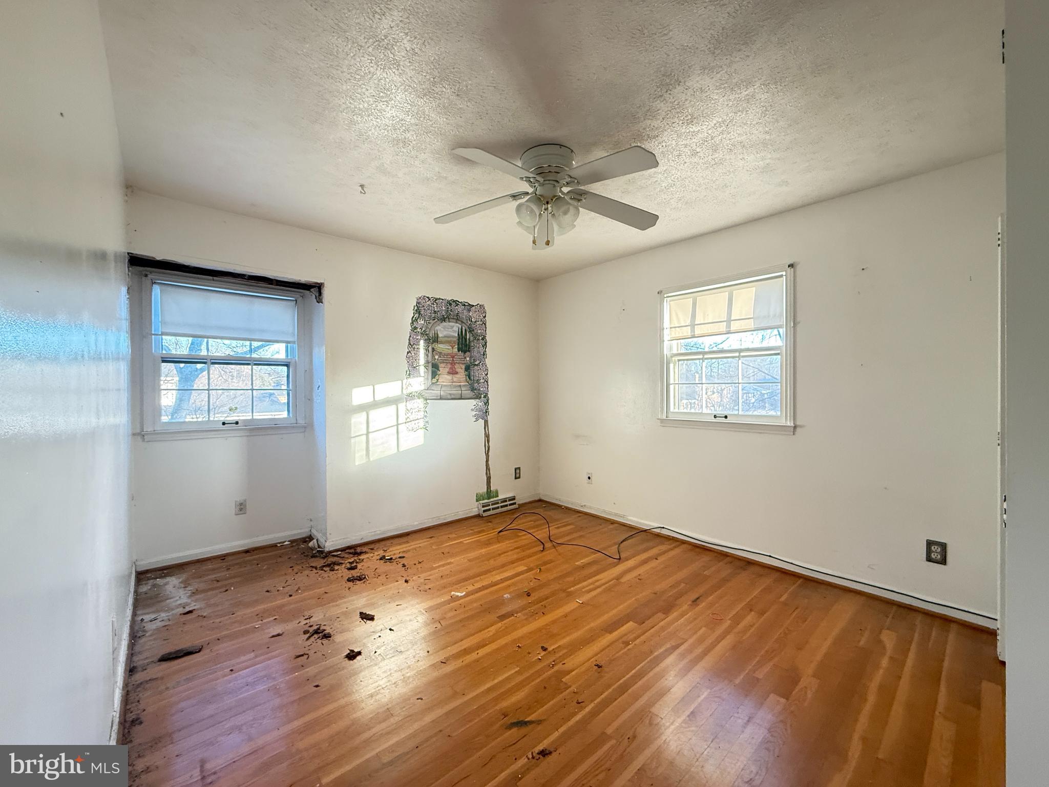 TANTALLON SQUARE - Residential