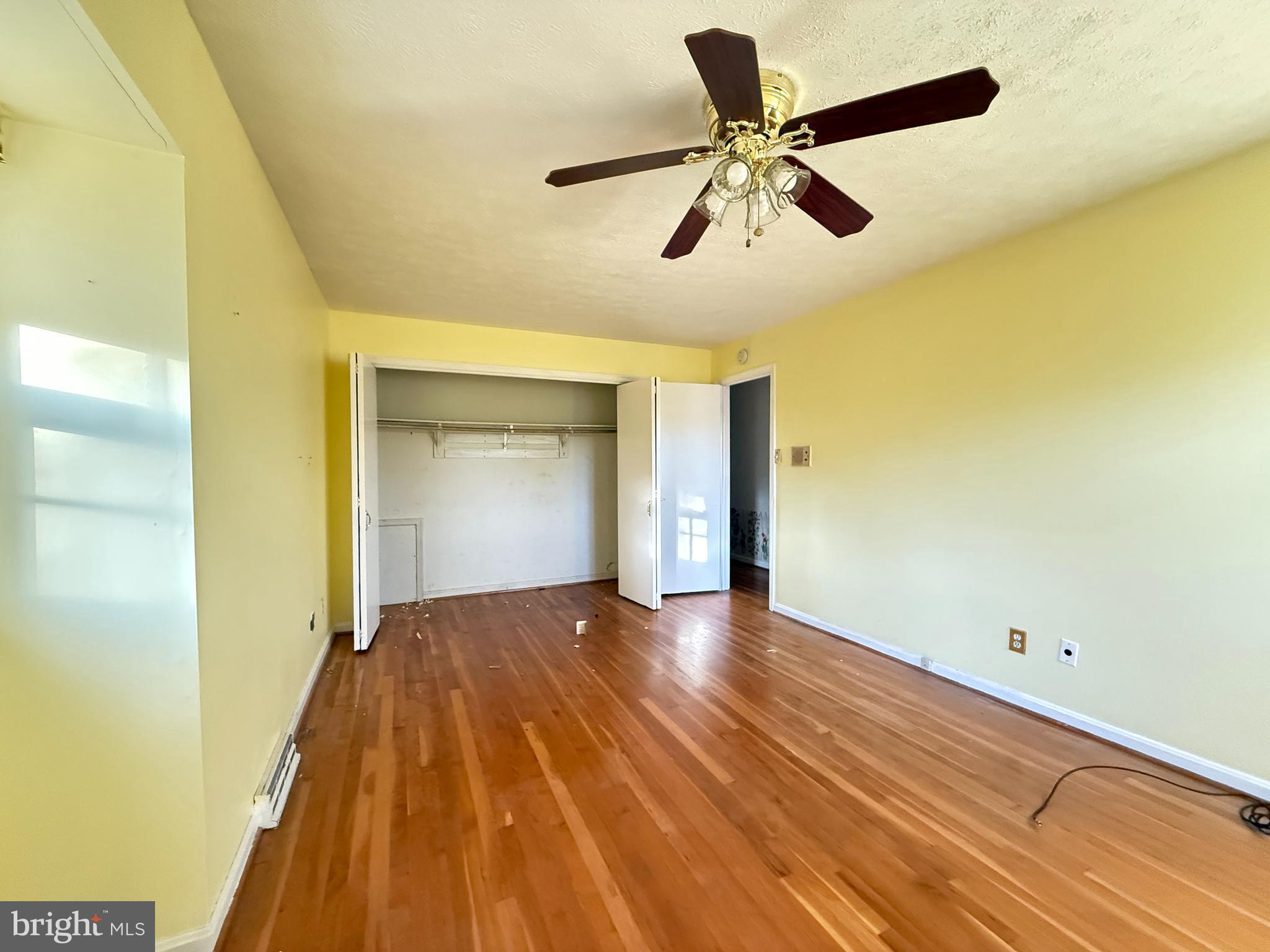 TANTALLON SQUARE - Residential