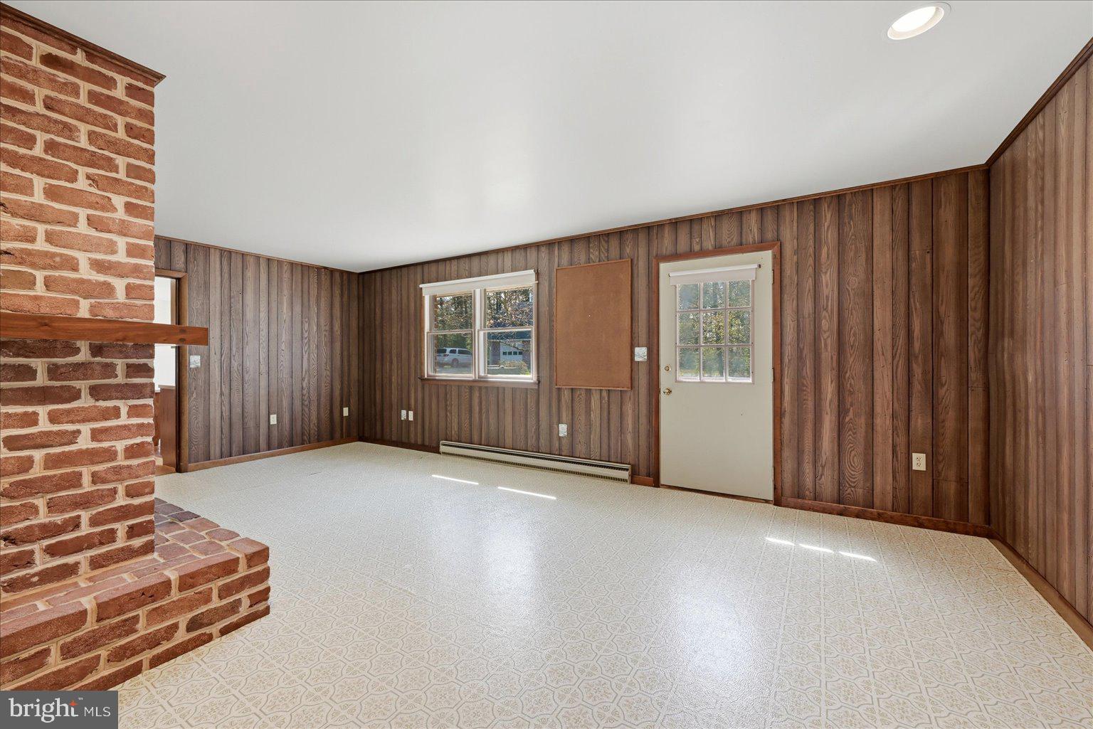 FREDERICK COUNTY - Residential