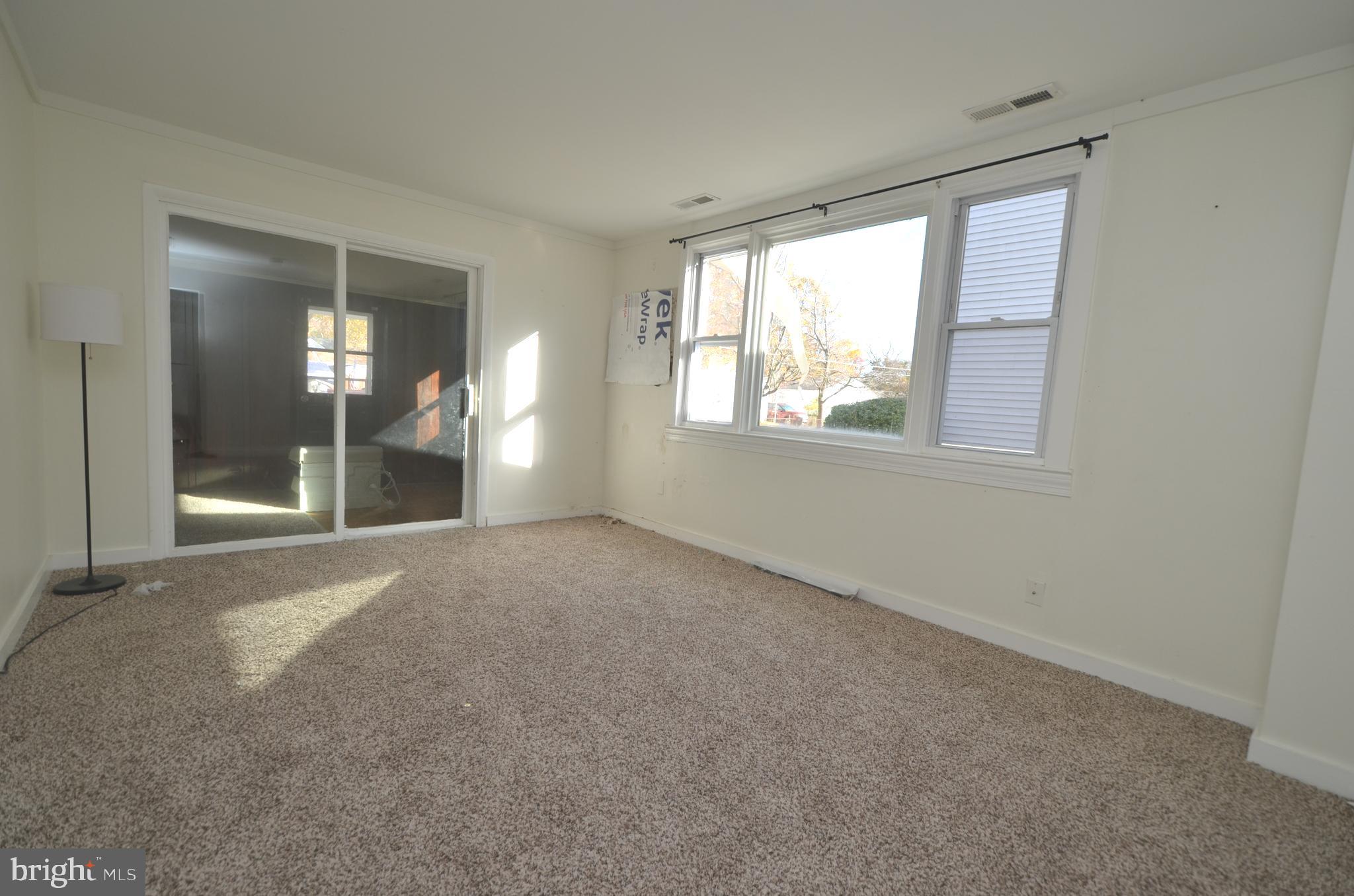 CEDARHURST ON THE BAY - Residential