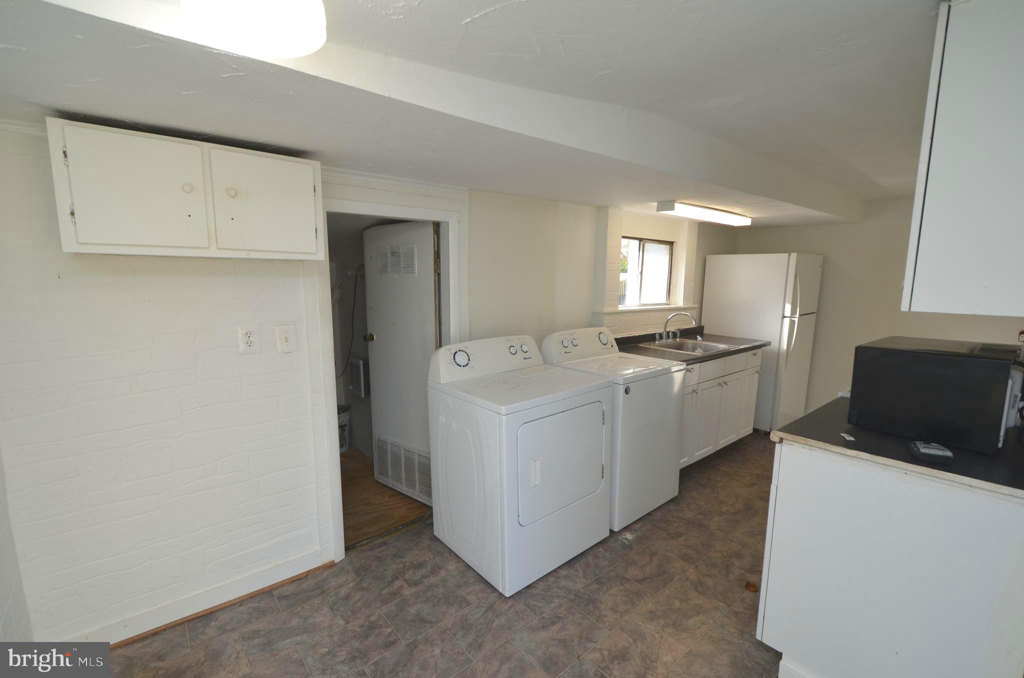 CEDARHURST ON THE BAY - Residential