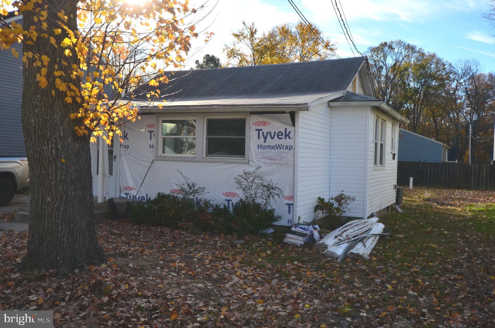 CEDARHURST ON THE BAY - Residential