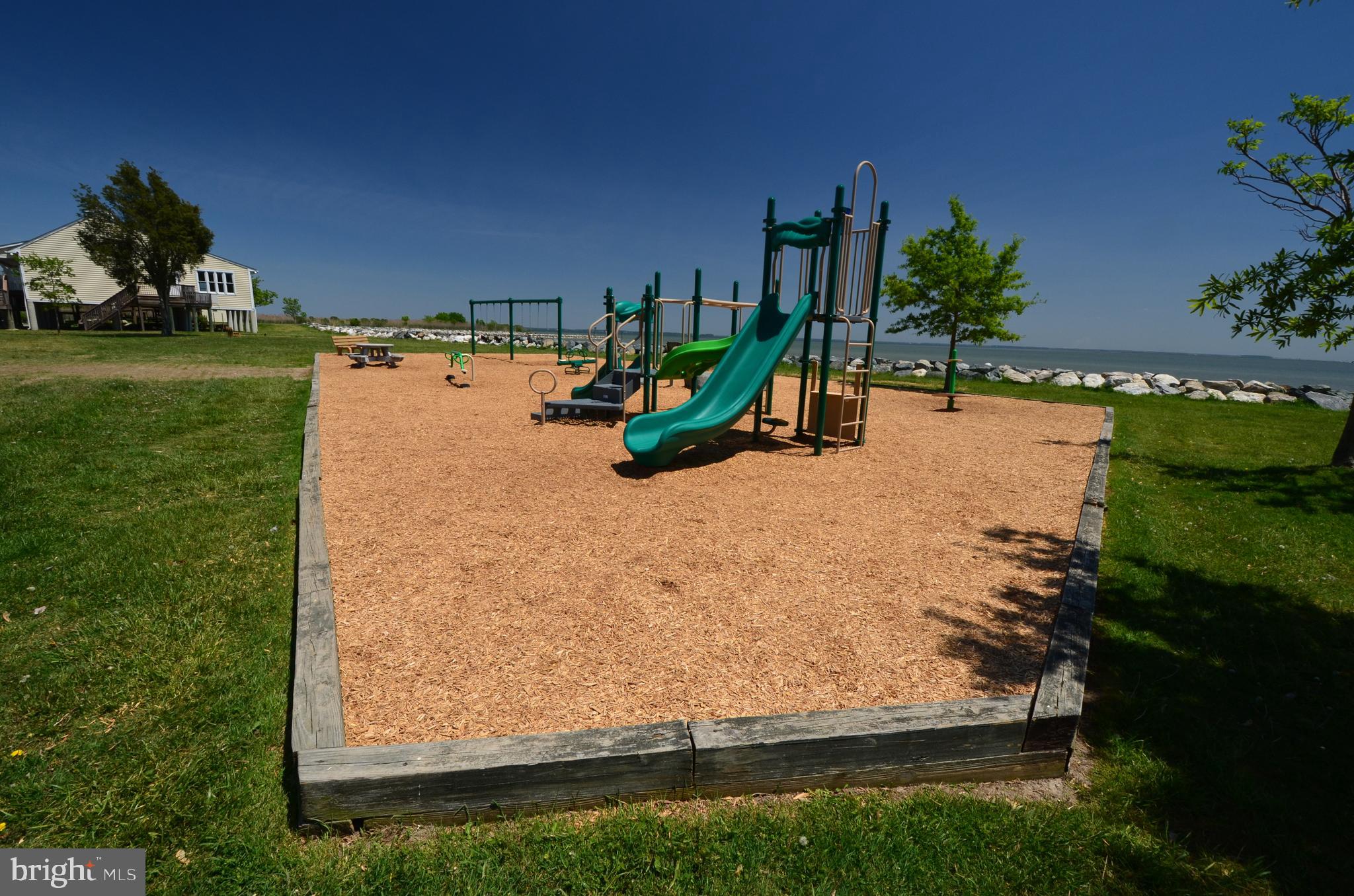 CEDARHURST ON THE BAY - Residential