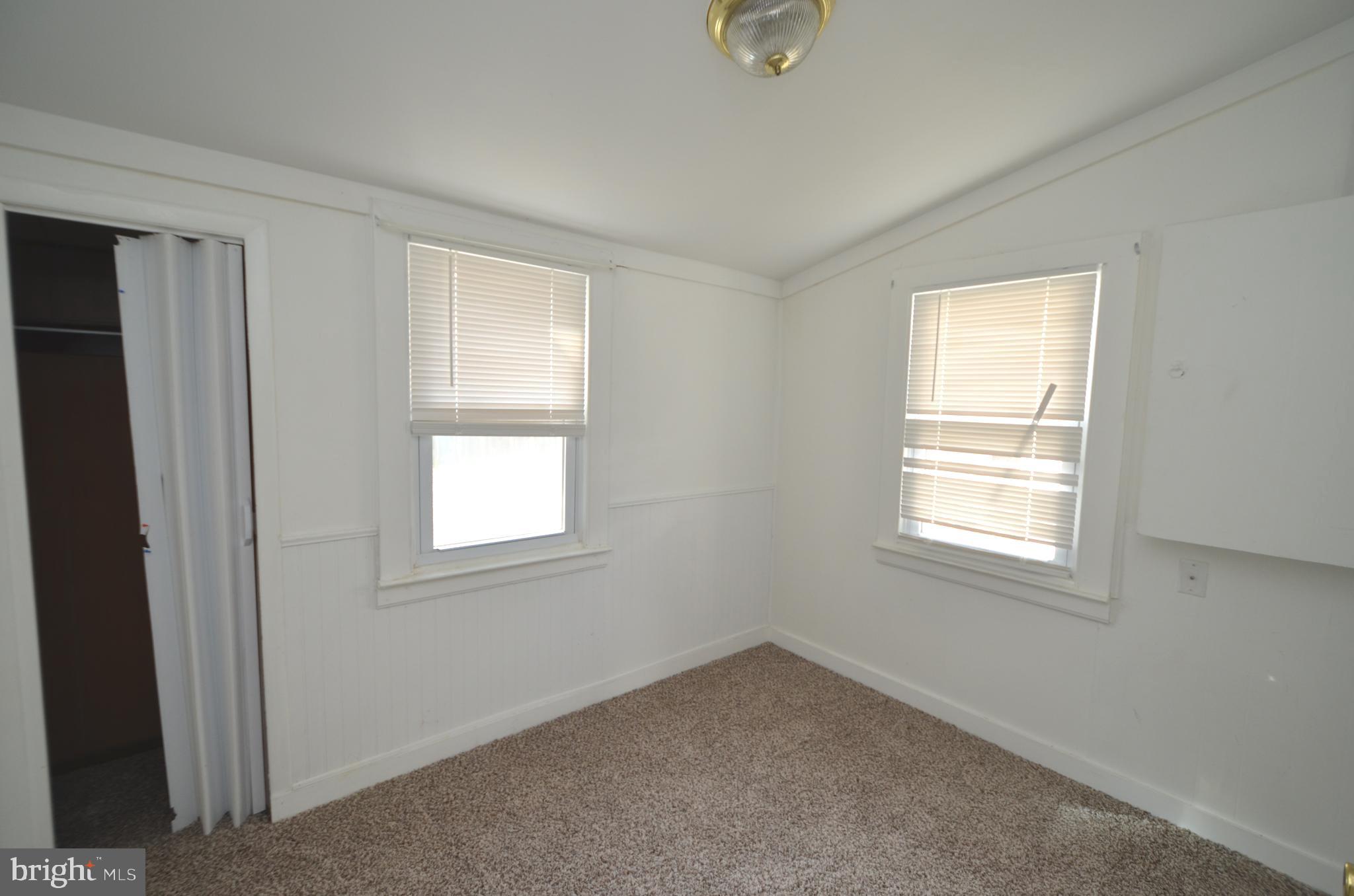 CEDARHURST ON THE BAY - Residential