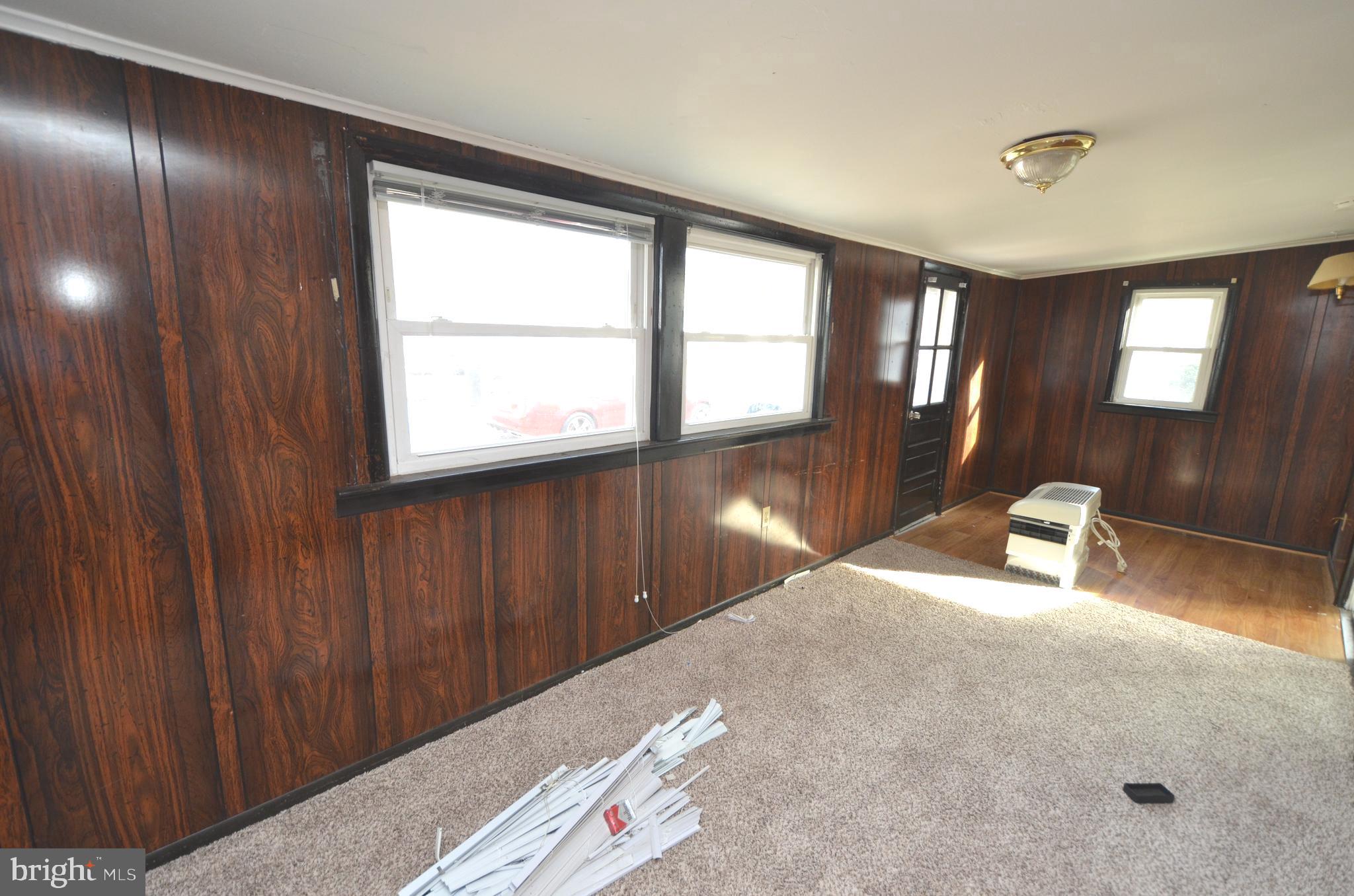 CEDARHURST ON THE BAY - Residential