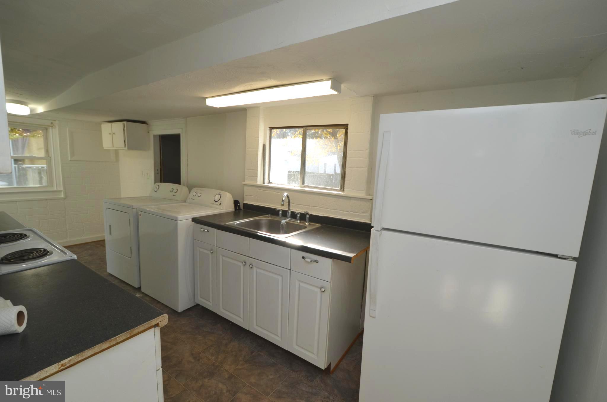 CEDARHURST ON THE BAY - Residential