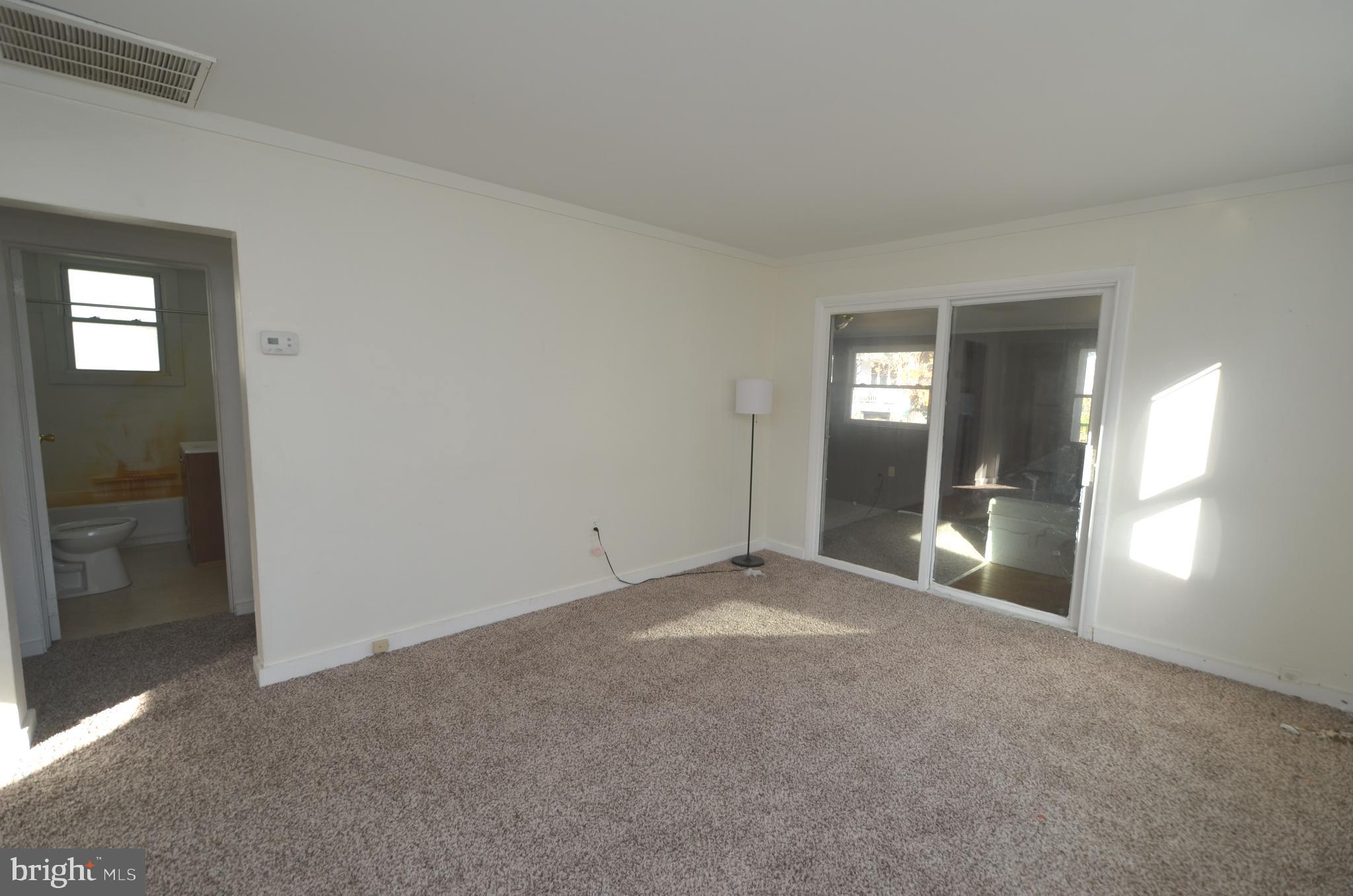 CEDARHURST ON THE BAY - Residential