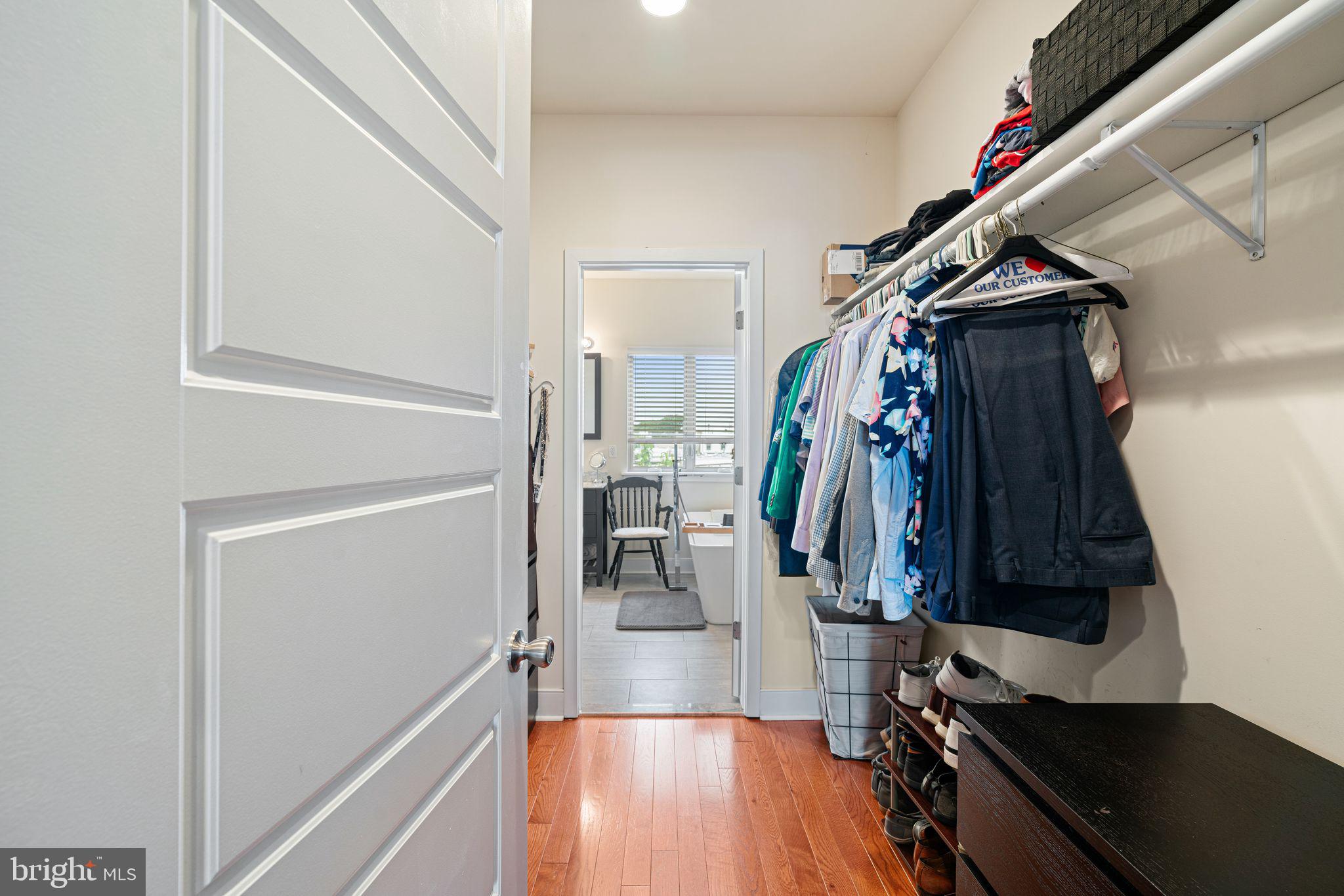 POINT BREEZE - Residential