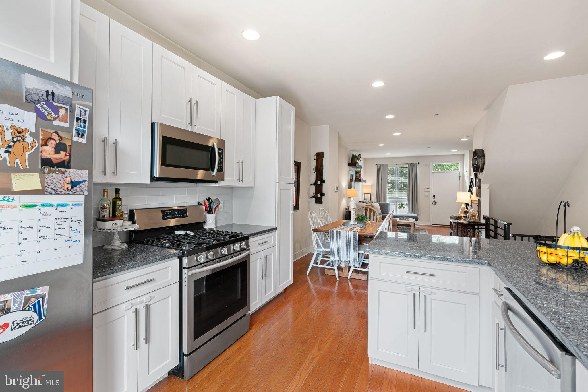 POINT BREEZE - Residential