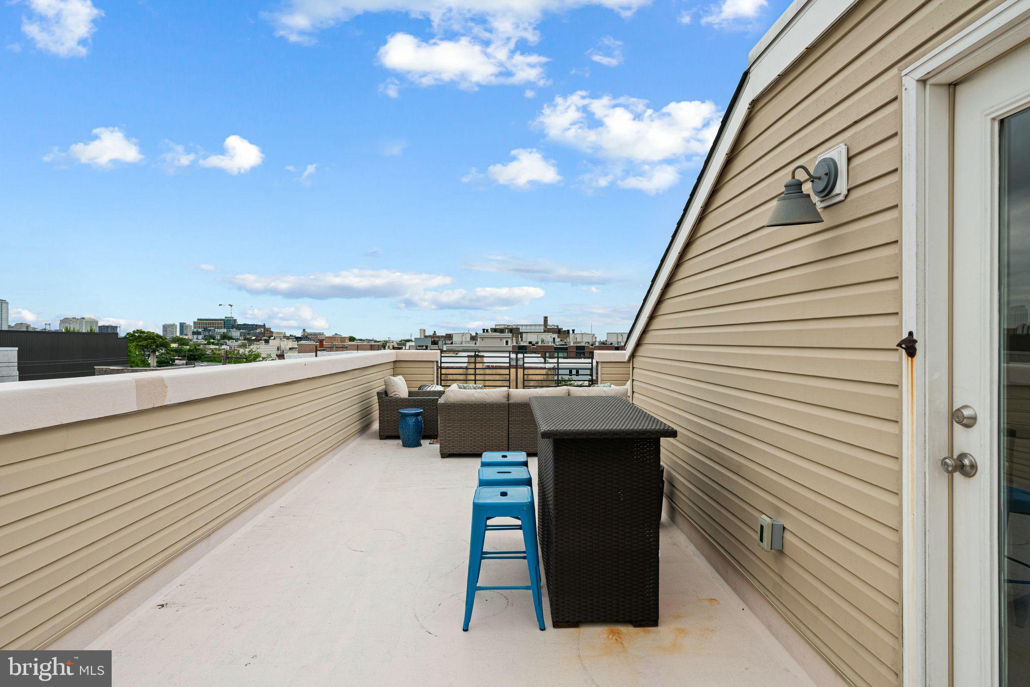 POINT BREEZE - Residential