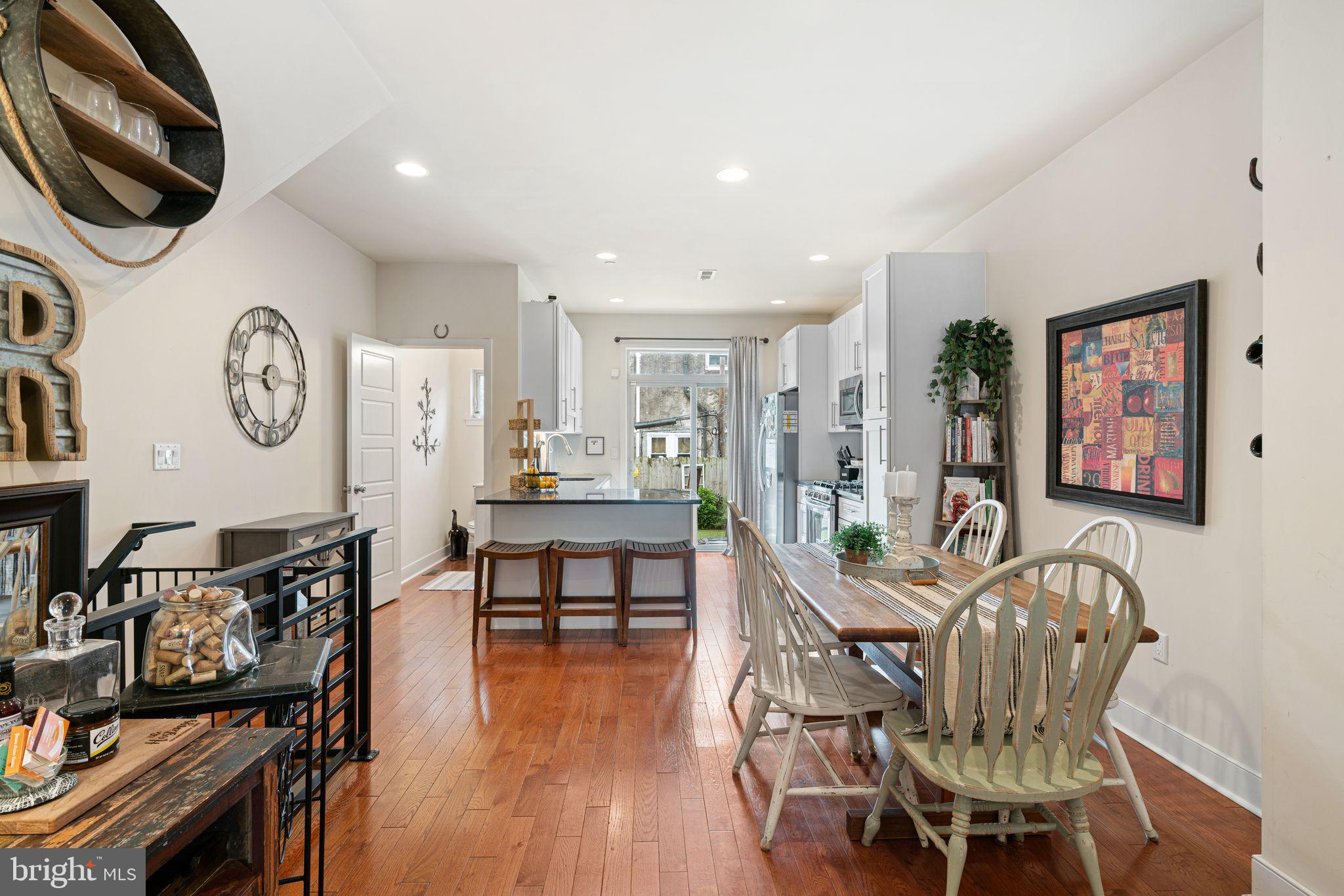 POINT BREEZE - Residential