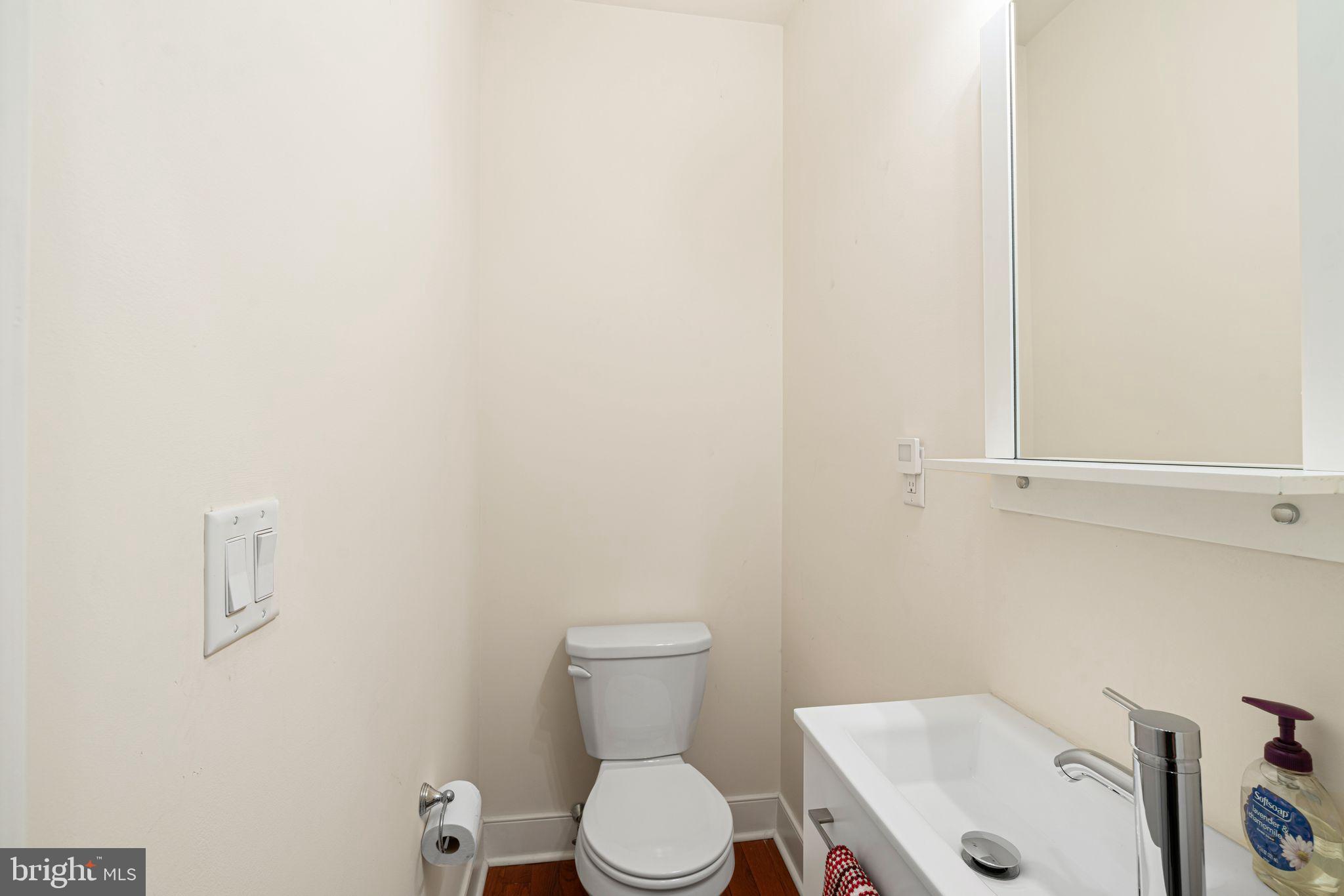 POINT BREEZE - Residential