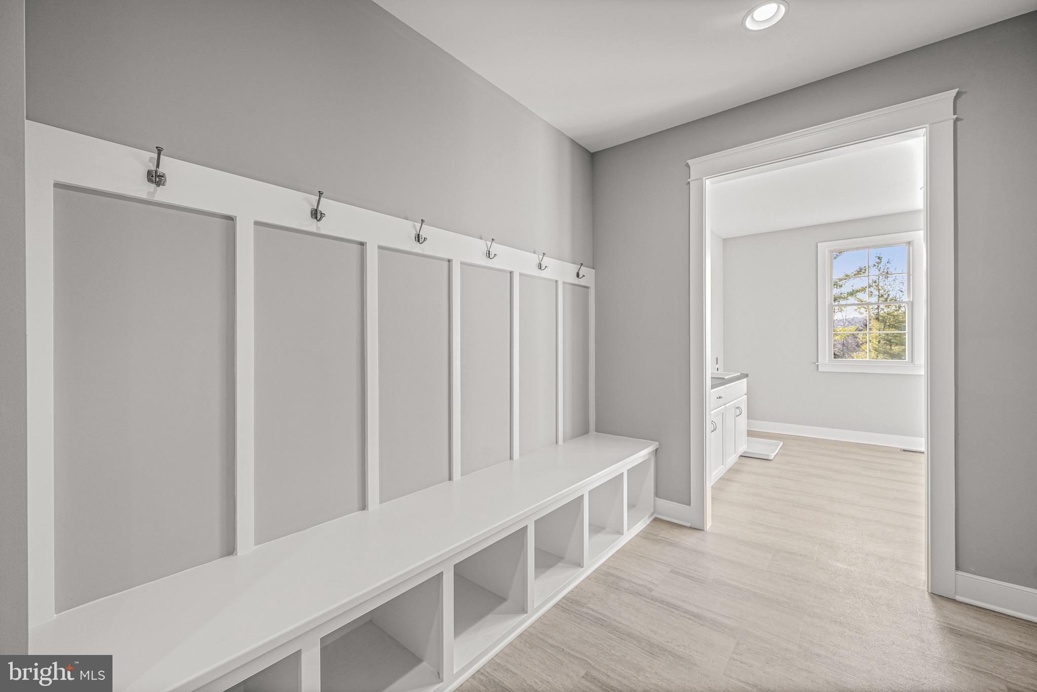 FALLING GREEN - Residential