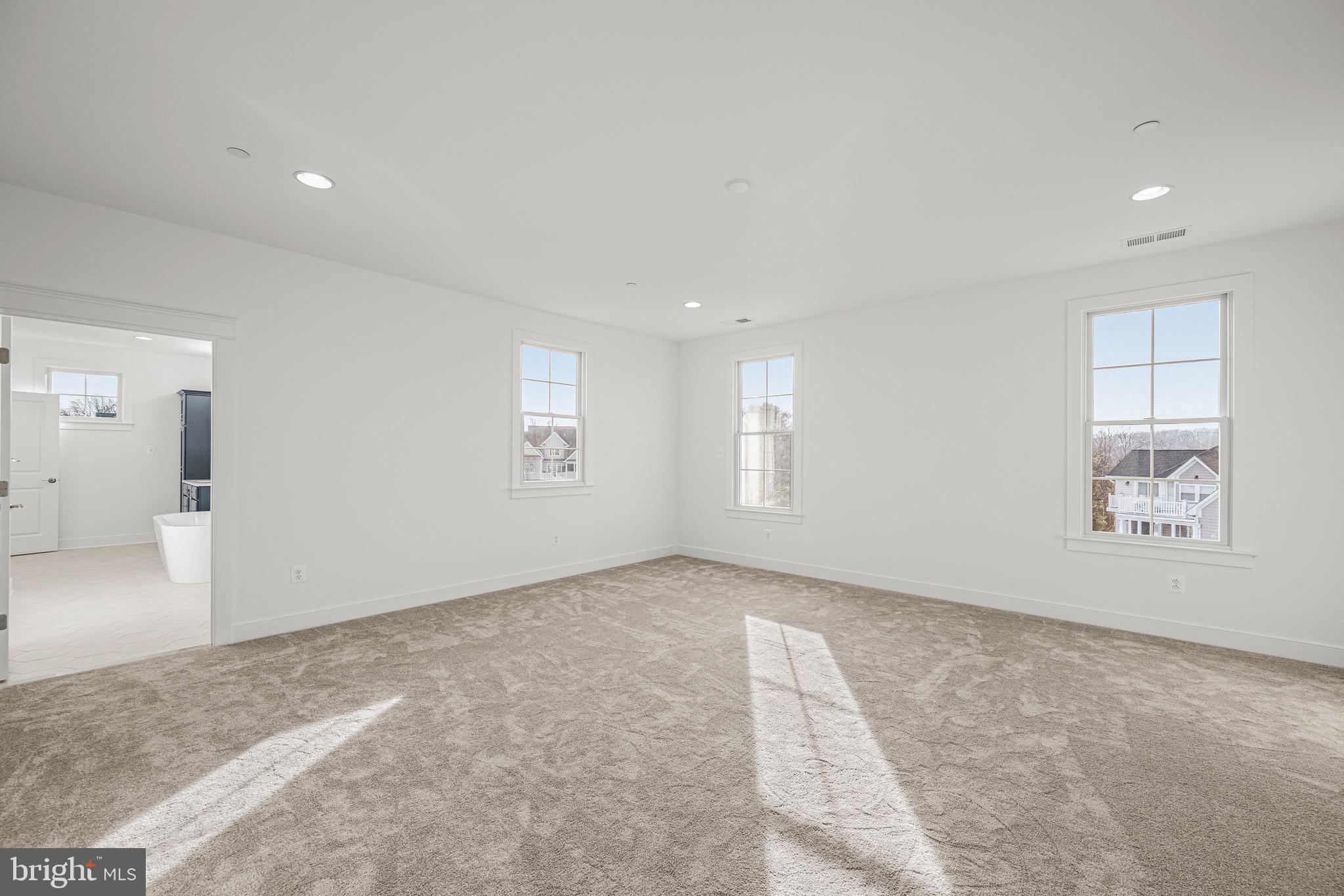 FALLING GREEN - Residential