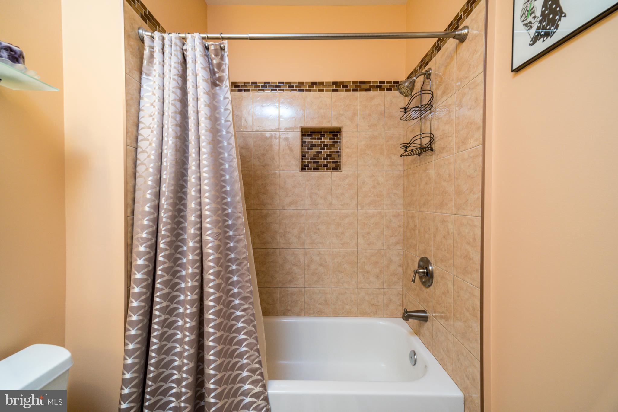 BROOKSTONE - Residential