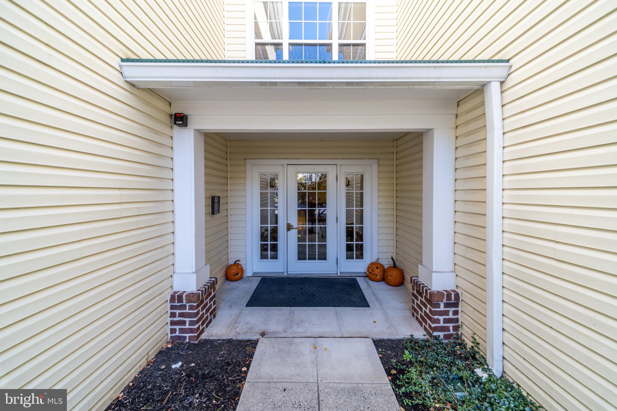 BROOKSTONE - Residential