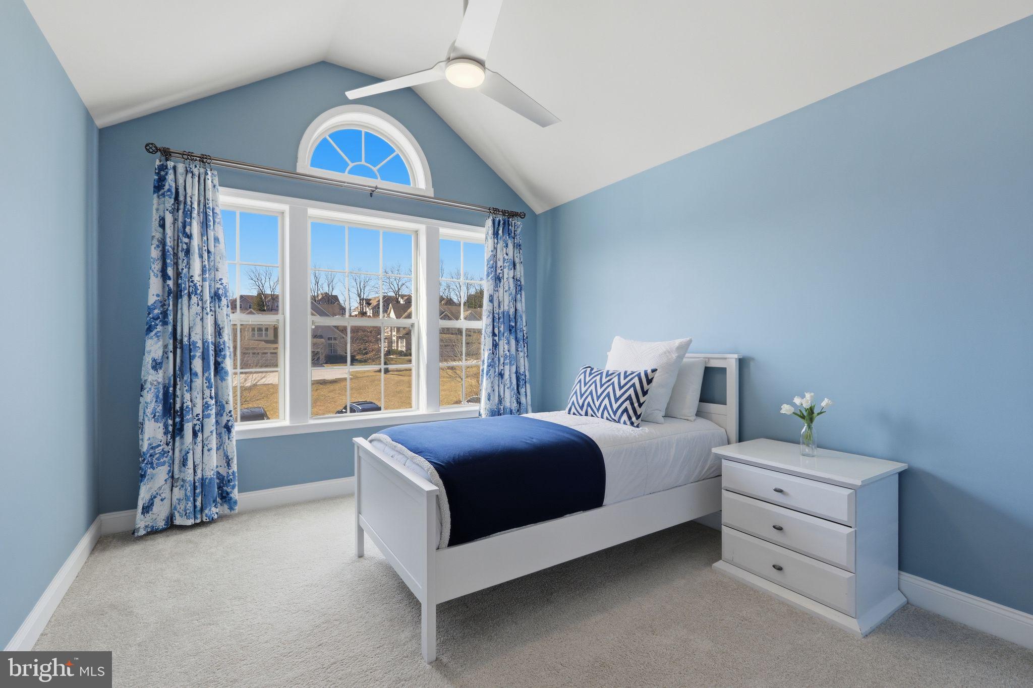 CREEKSIDEATBYERSSTAT - Residential