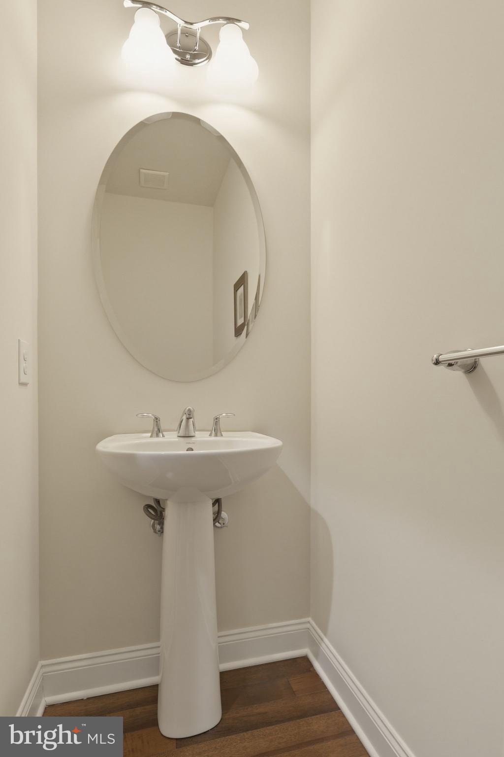 CREEKSIDEATBYERSSTAT - Residential