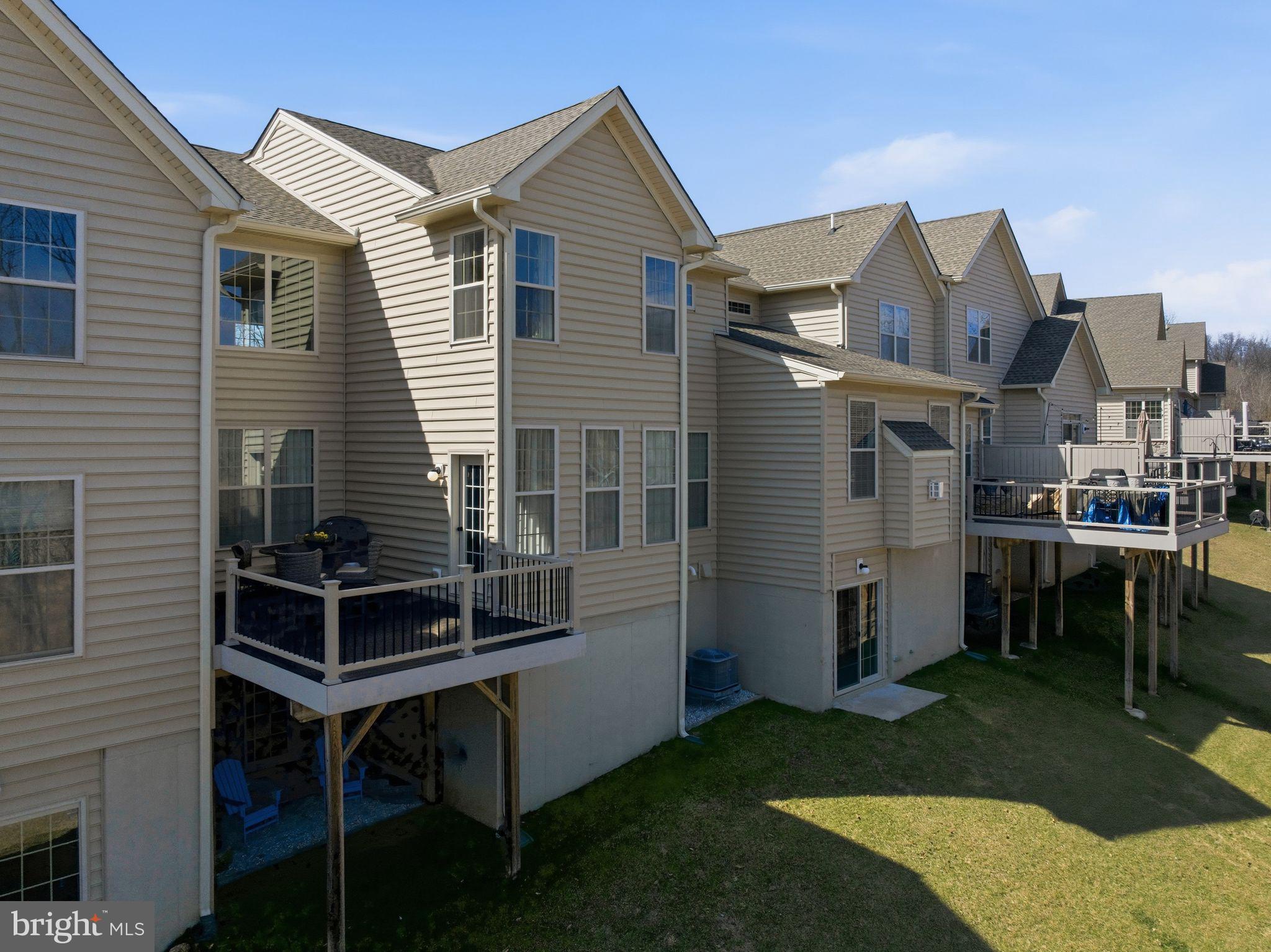 CREEKSIDEATBYERSSTAT - Residential