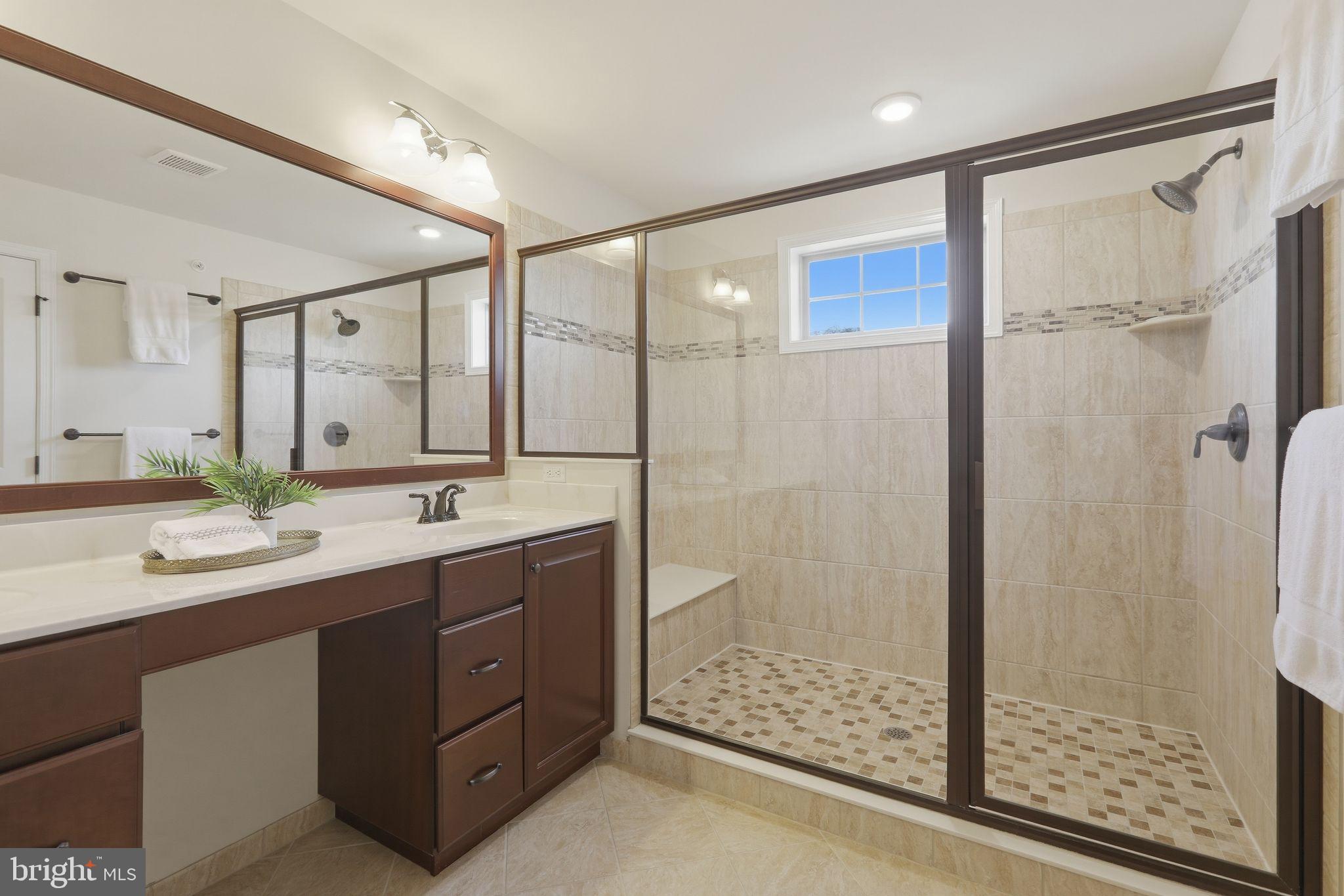 CREEKSIDEATBYERSSTAT - Residential