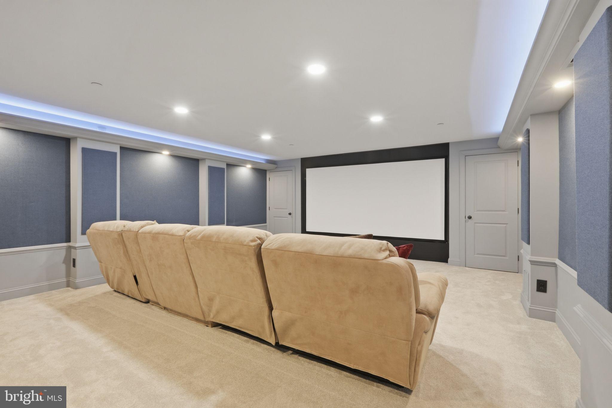 CREEKSIDEATBYERSSTAT - Residential