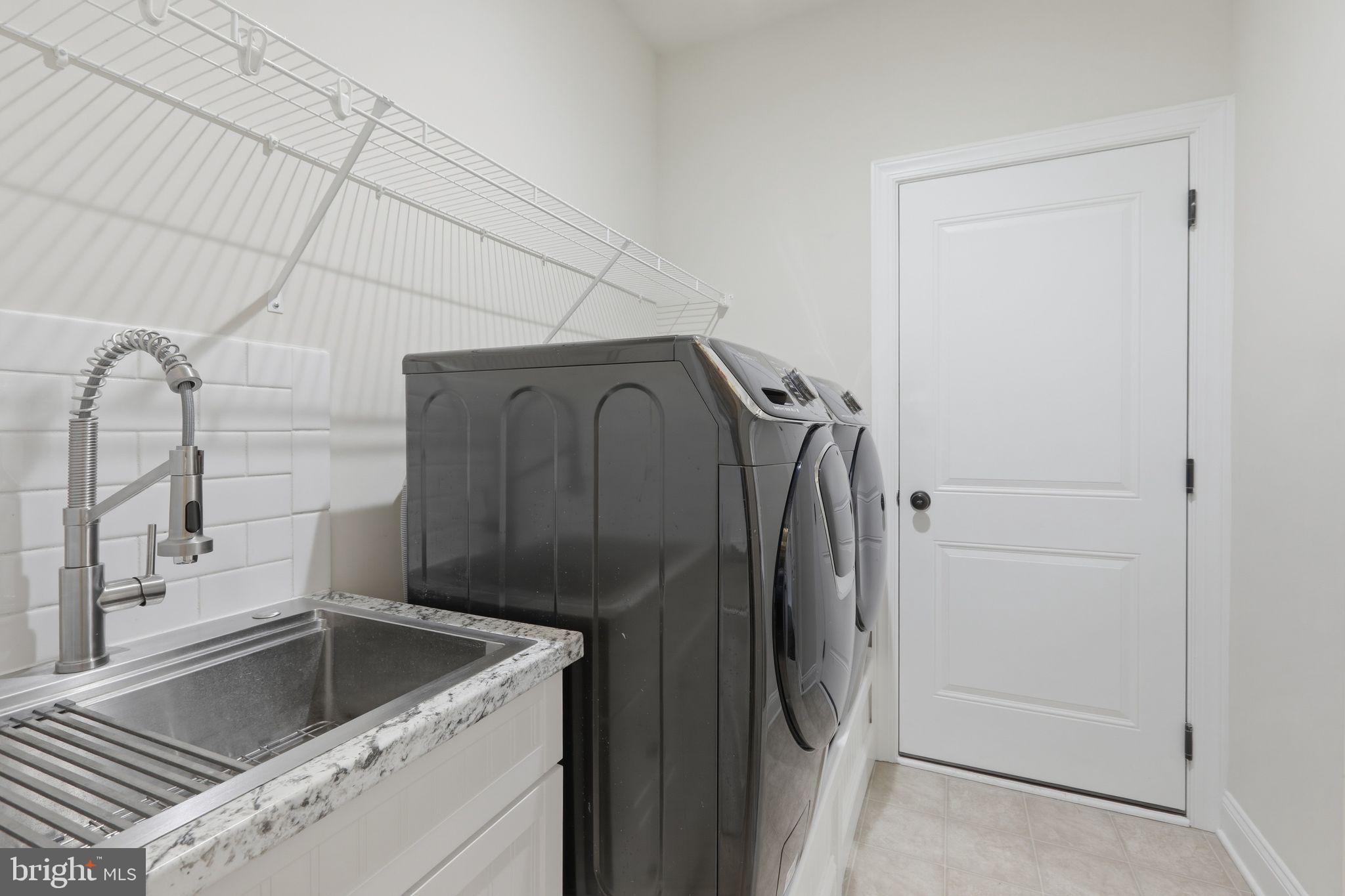 CREEKSIDEATBYERSSTAT - Residential