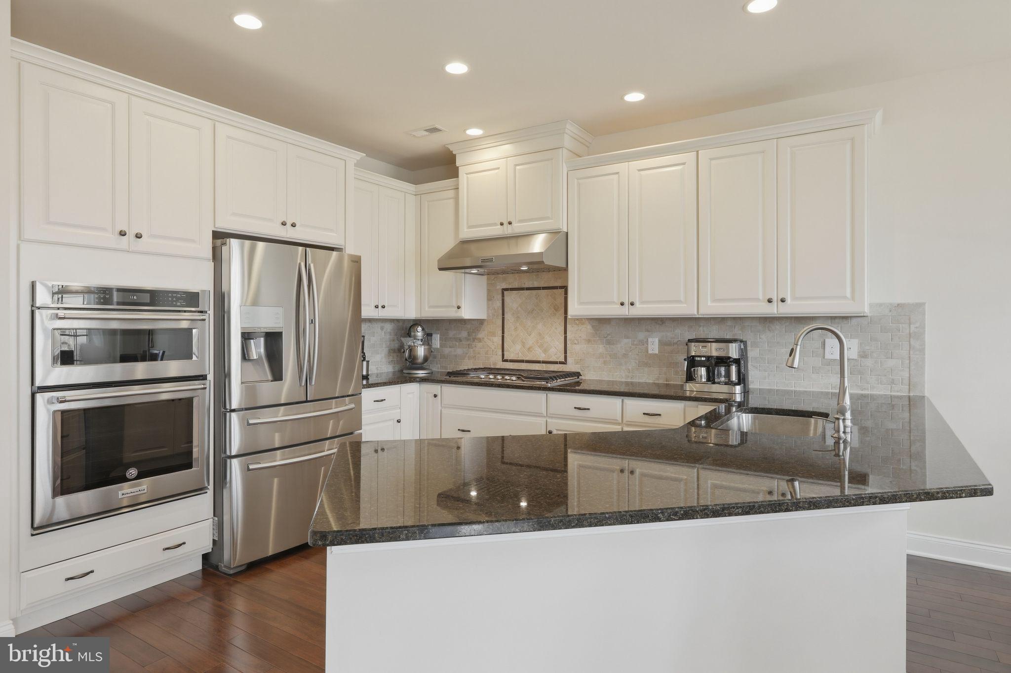 CREEKSIDEATBYERSSTAT - Residential