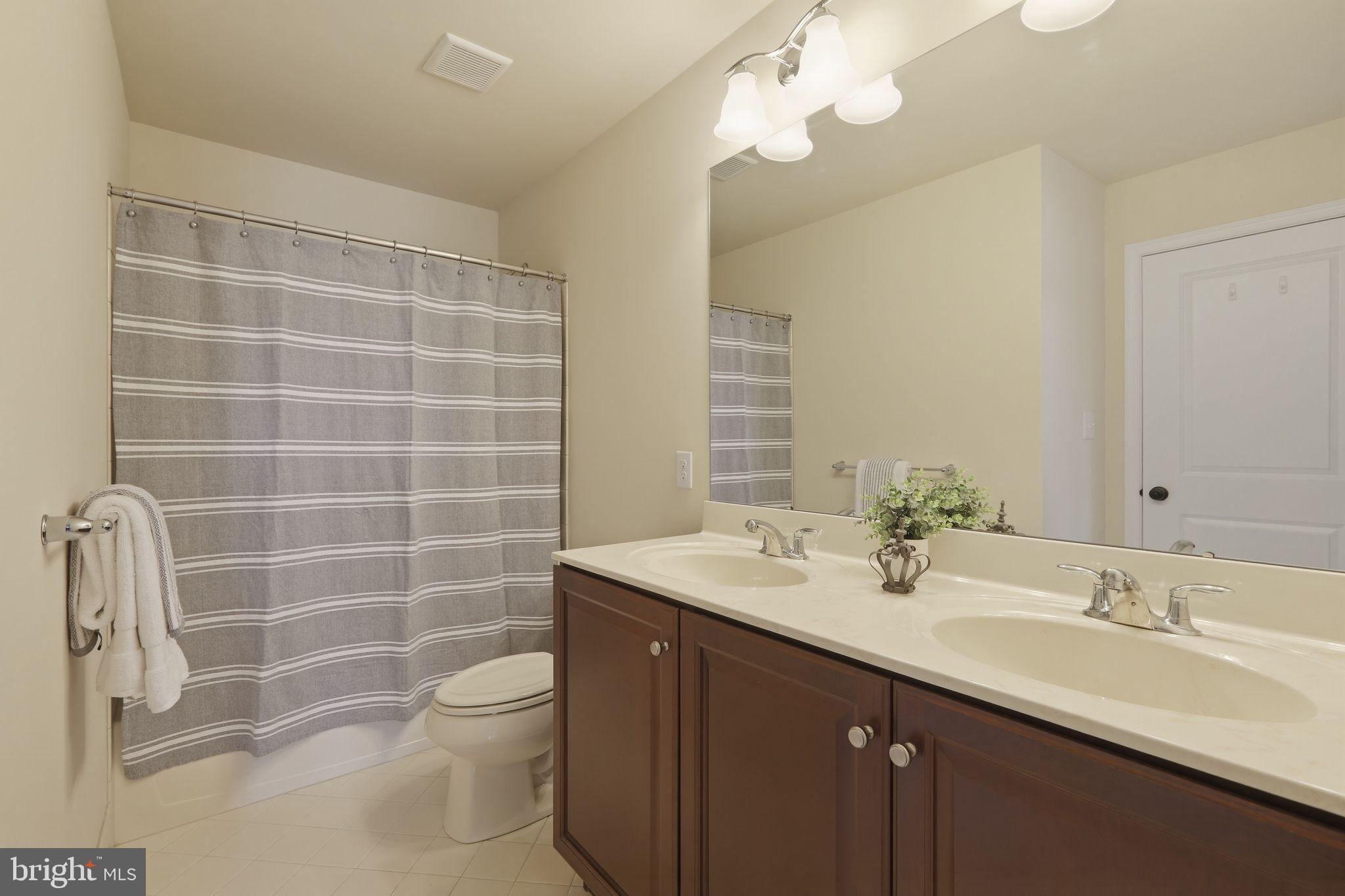 CREEKSIDEATBYERSSTAT - Residential