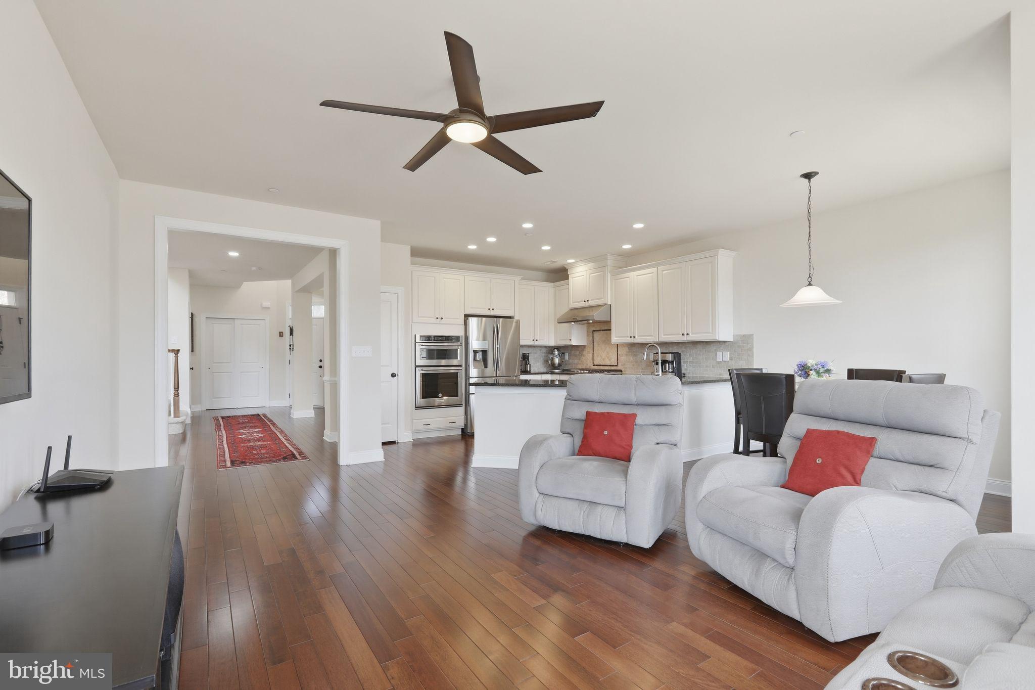 CREEKSIDEATBYERSSTAT - Residential