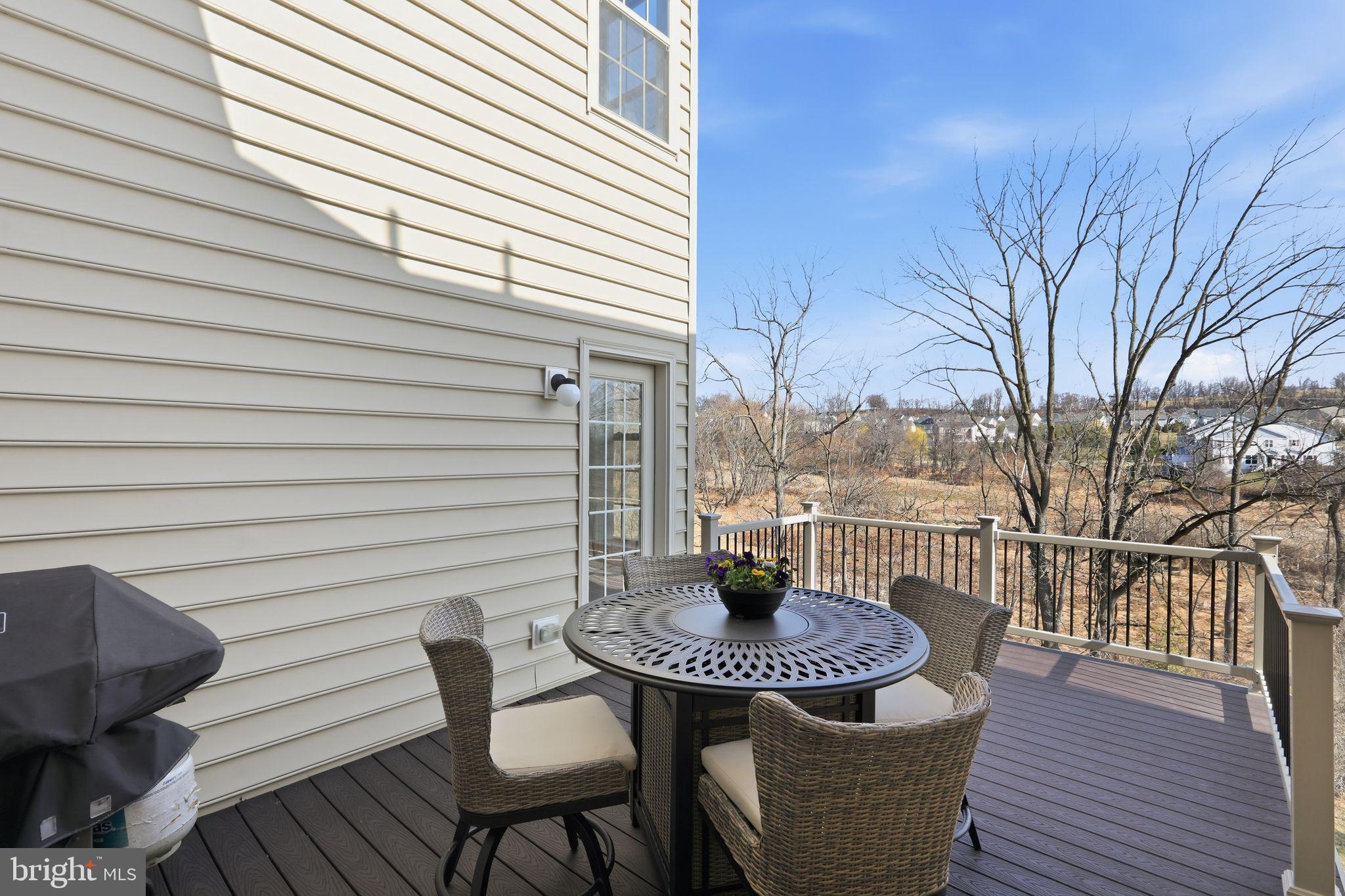 CREEKSIDEATBYERSSTAT - Residential