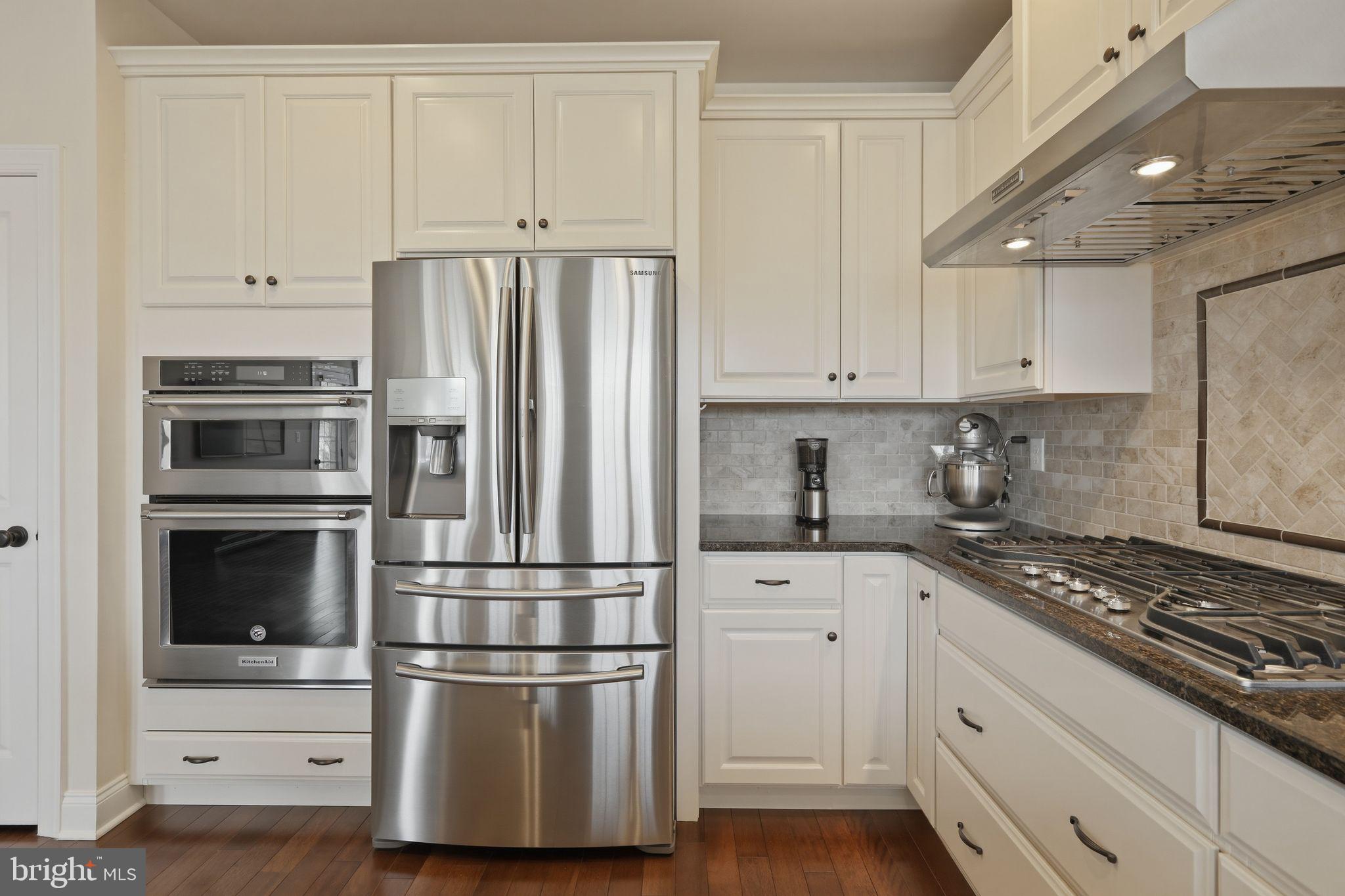 CREEKSIDEATBYERSSTAT - Residential