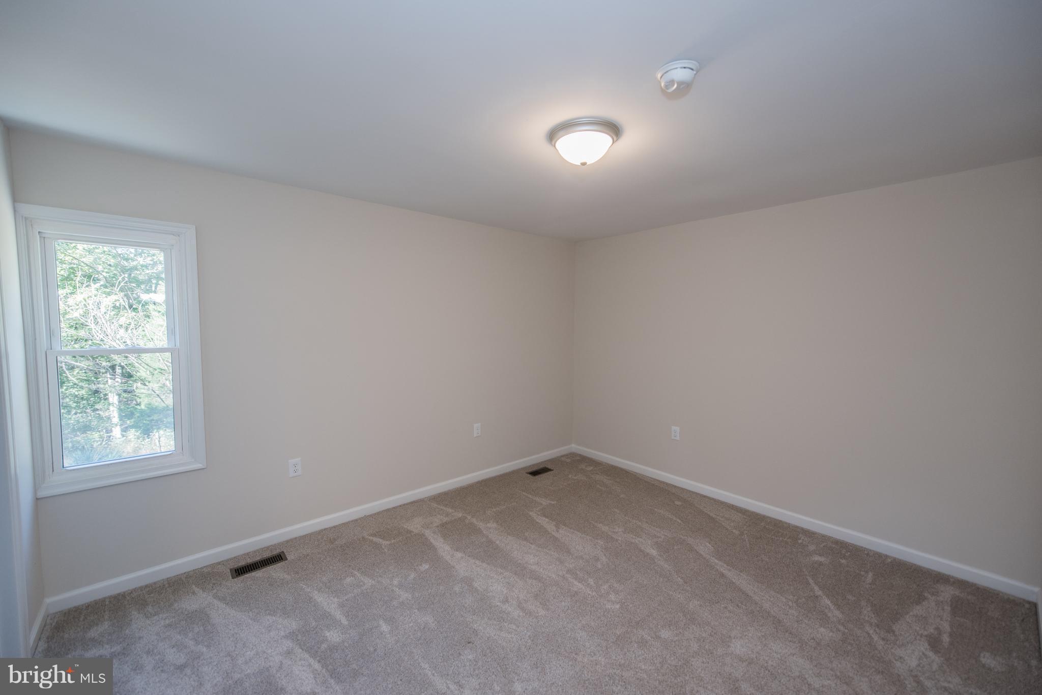 LAKEWOOD ACRES - Residential