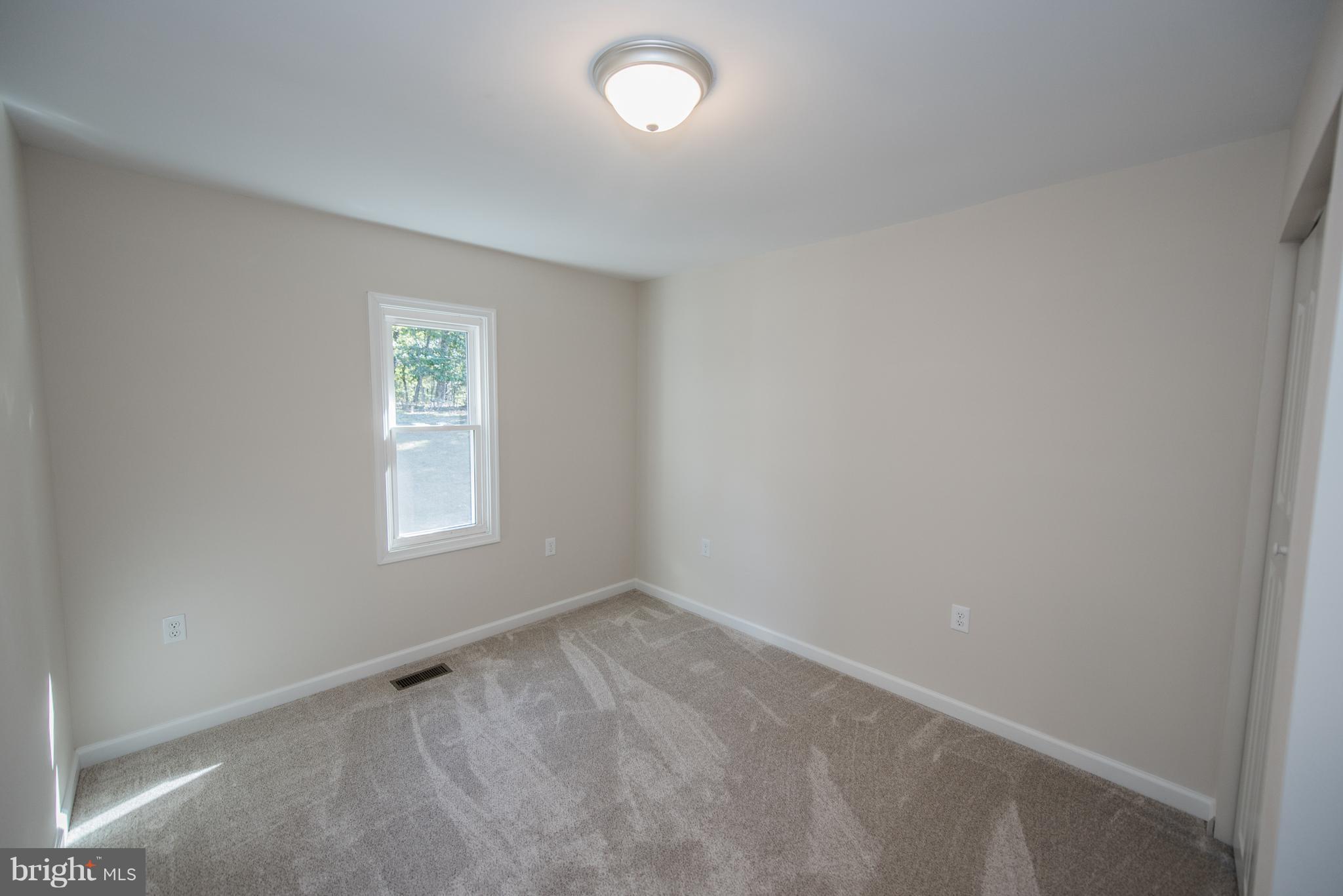 LAKEWOOD ACRES - Residential