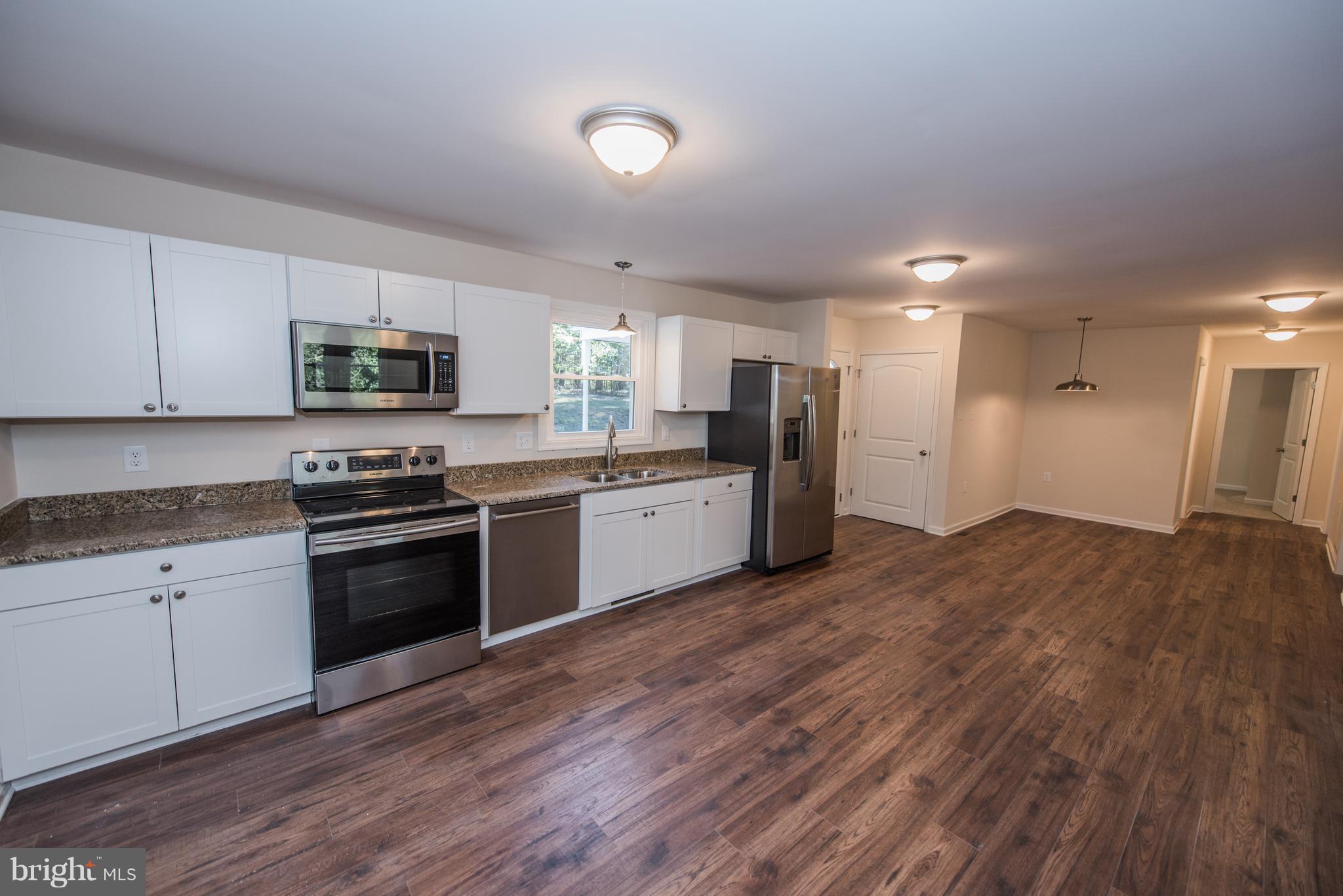 LAKEWOOD ACRES - Residential