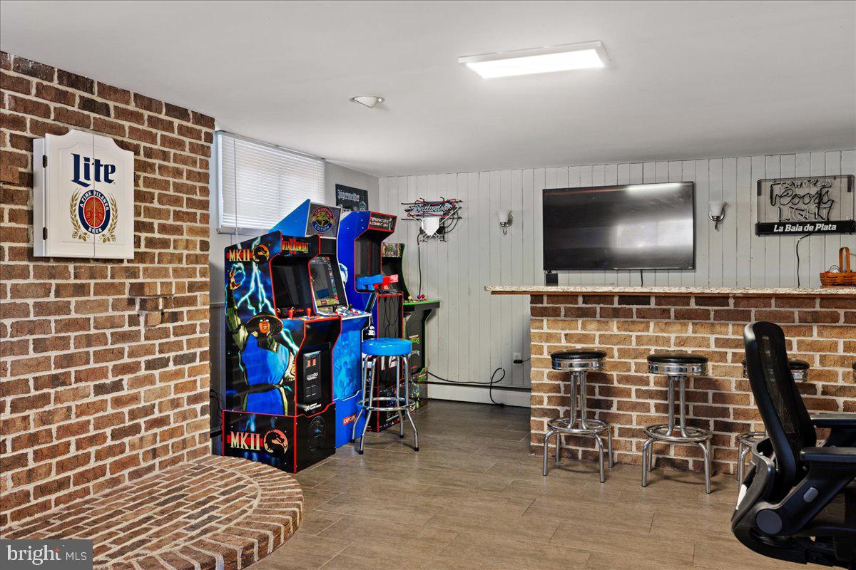 NONE  AVAILABLE - Residential