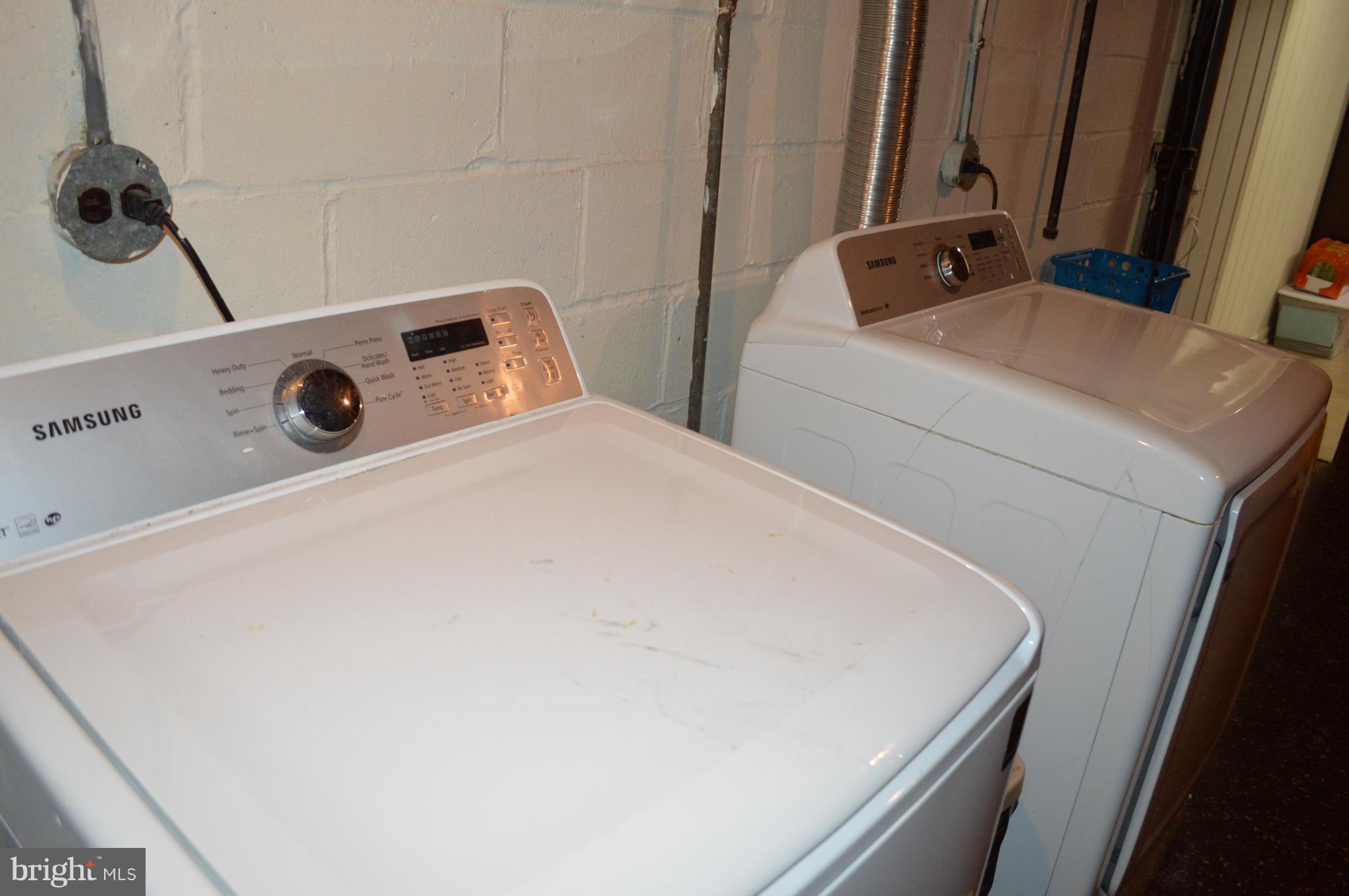 GLEN OAKS - Residential