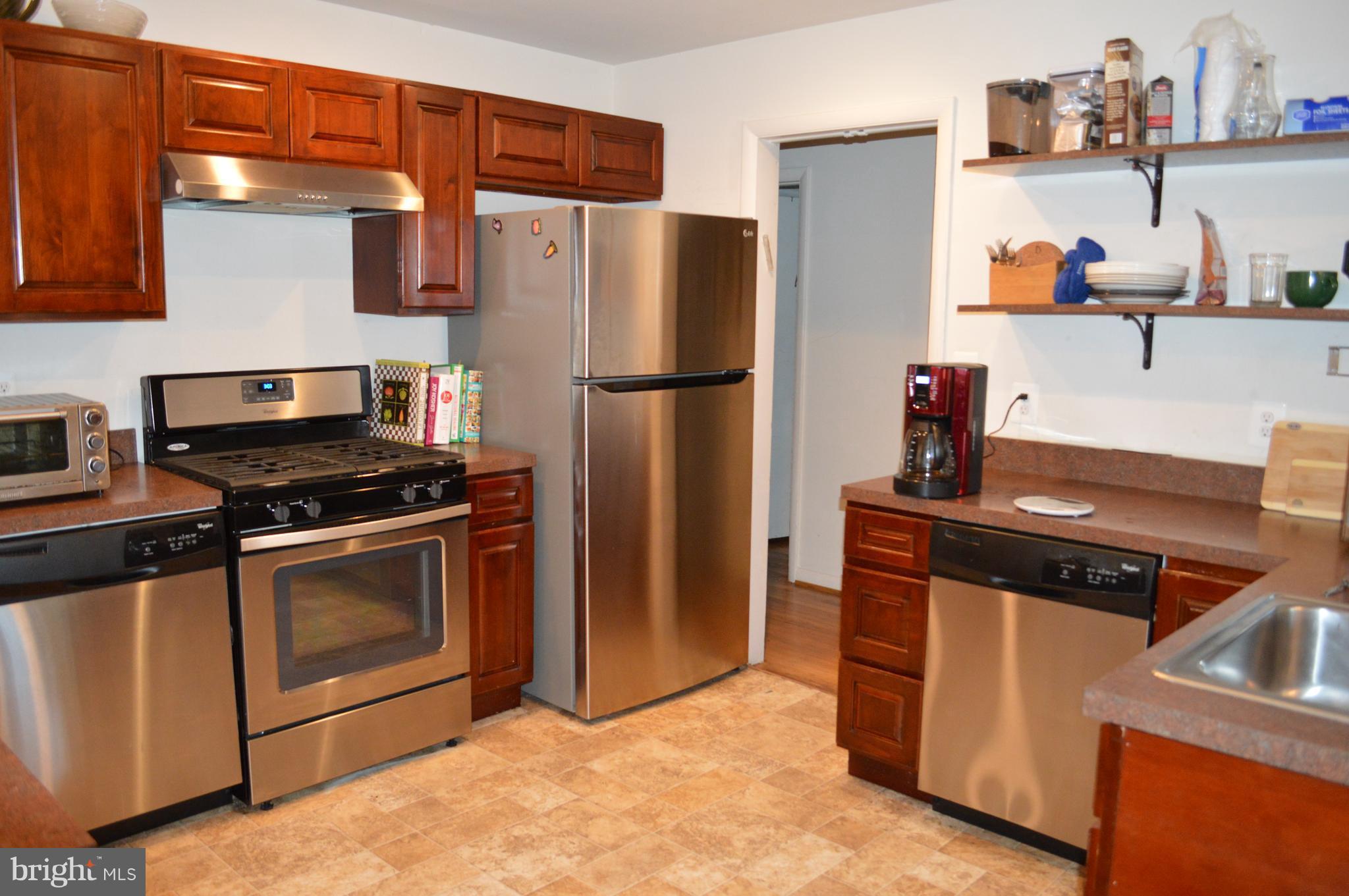 GLEN OAKS - Residential