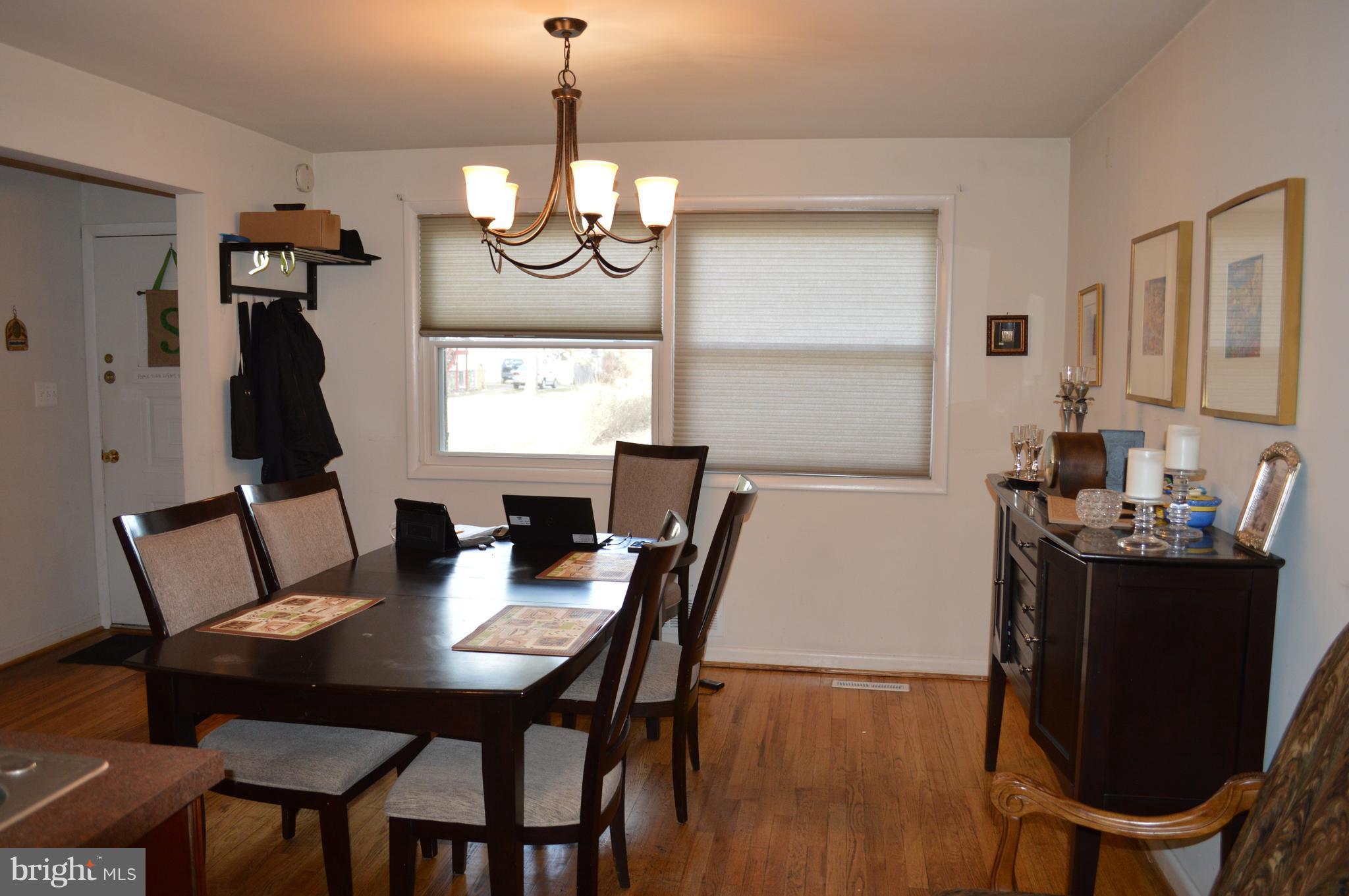 GLEN OAKS - Residential