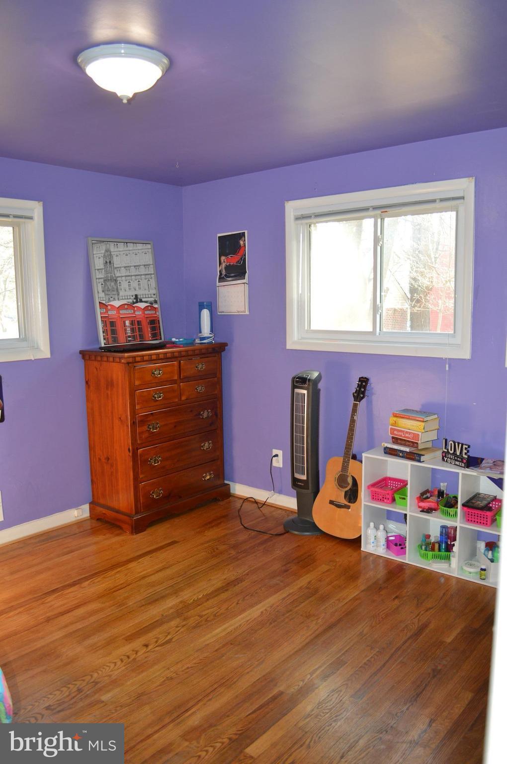 GLEN OAKS - Residential