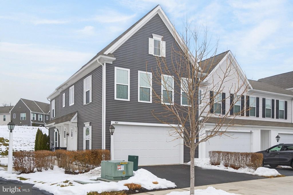 Photo of 657 Buck Drive, HUMMELSTOWN, PA 17036 (MLS # PADA2056744)