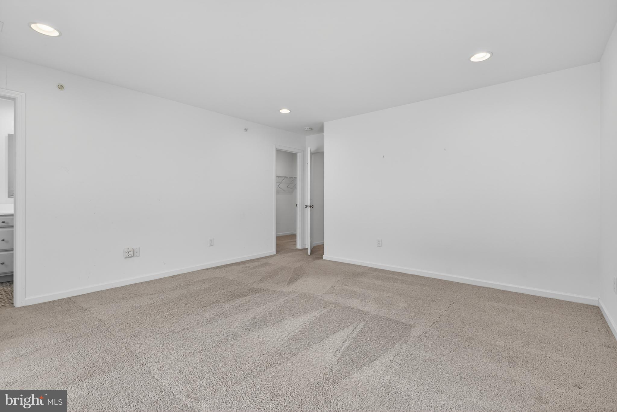 THE POINT - Residential