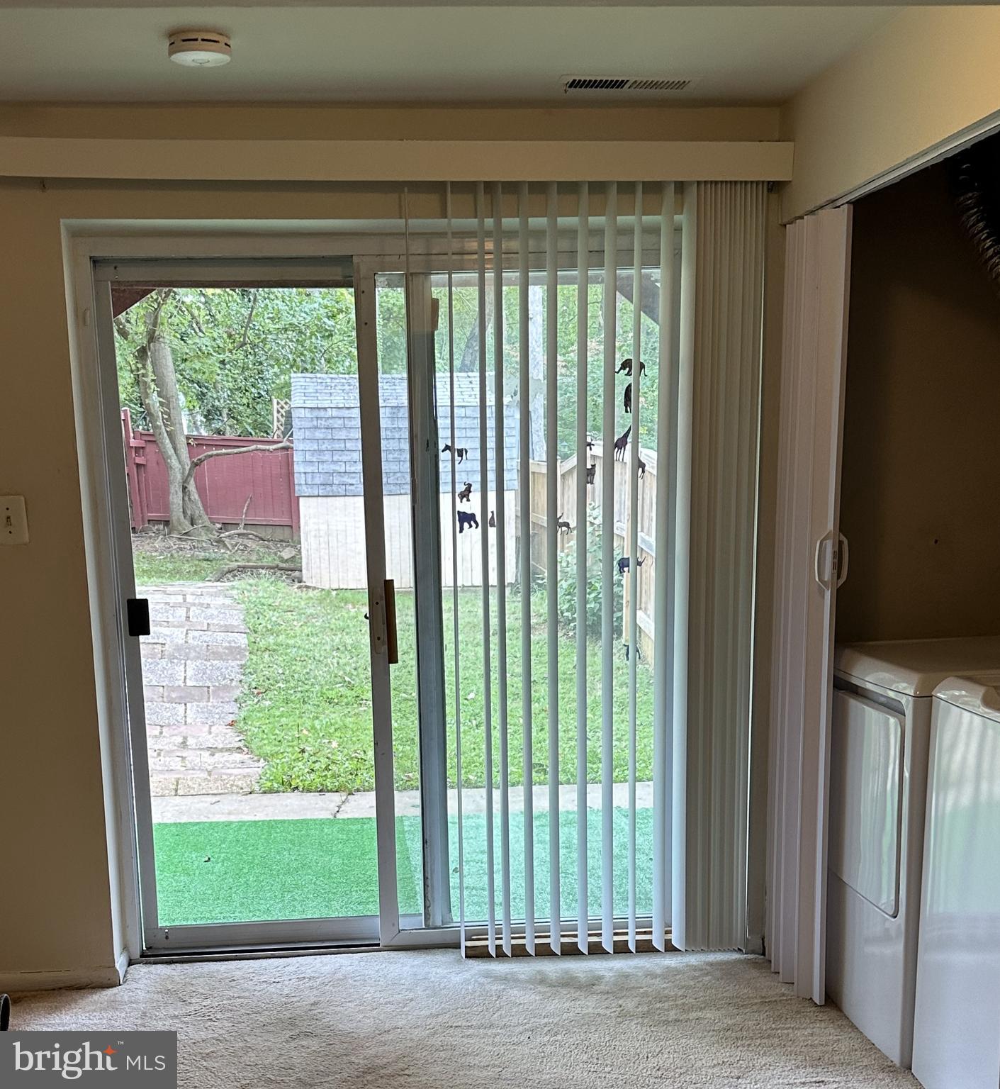 ANNAPOLIS ROADS WEST - Residential