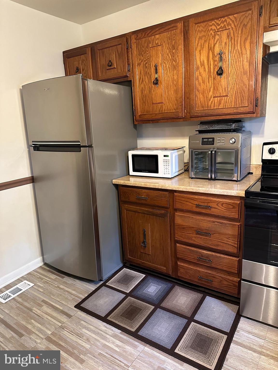 ANNAPOLIS ROADS WEST - Residential