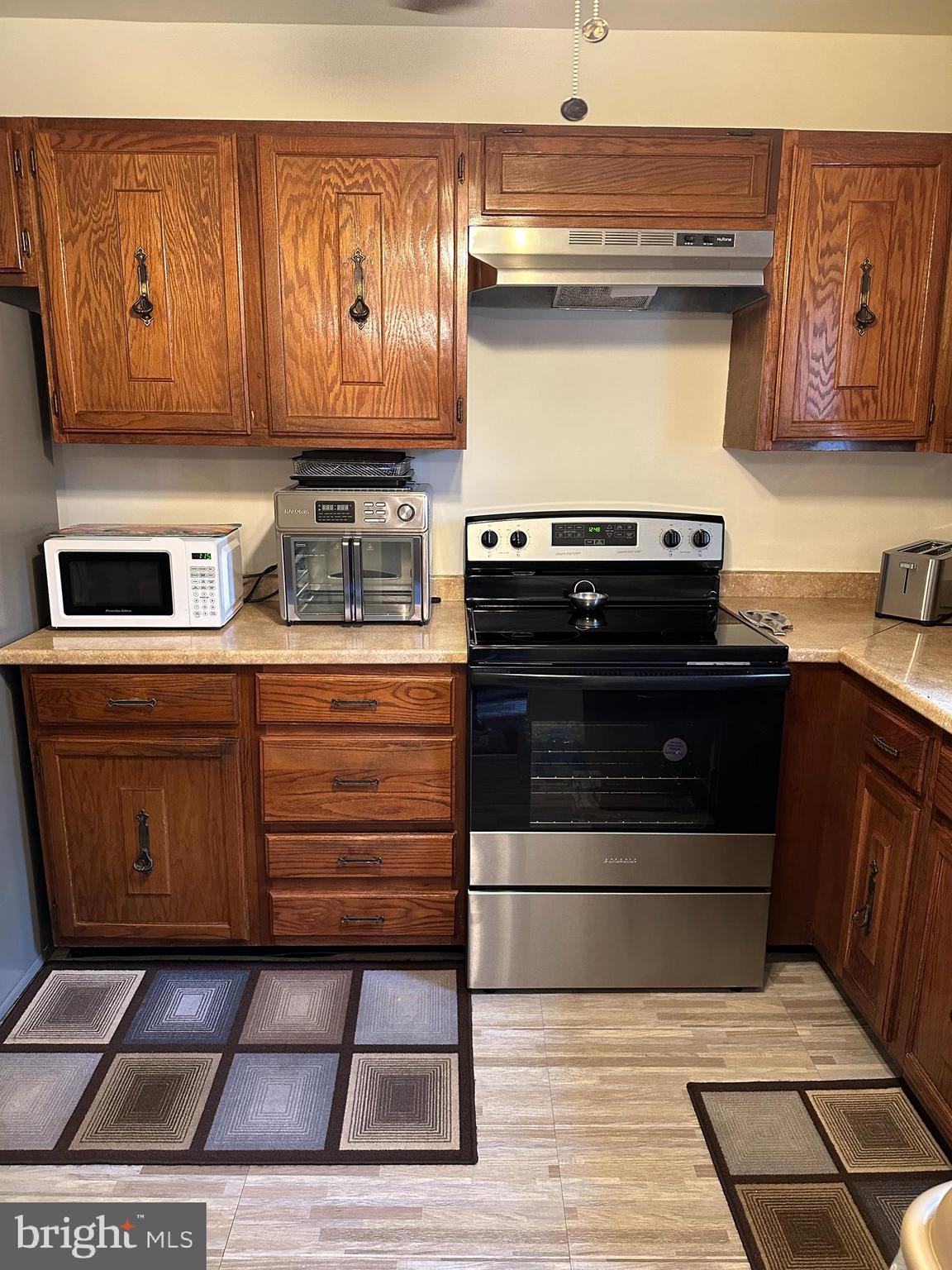 ANNAPOLIS ROADS WEST - Residential