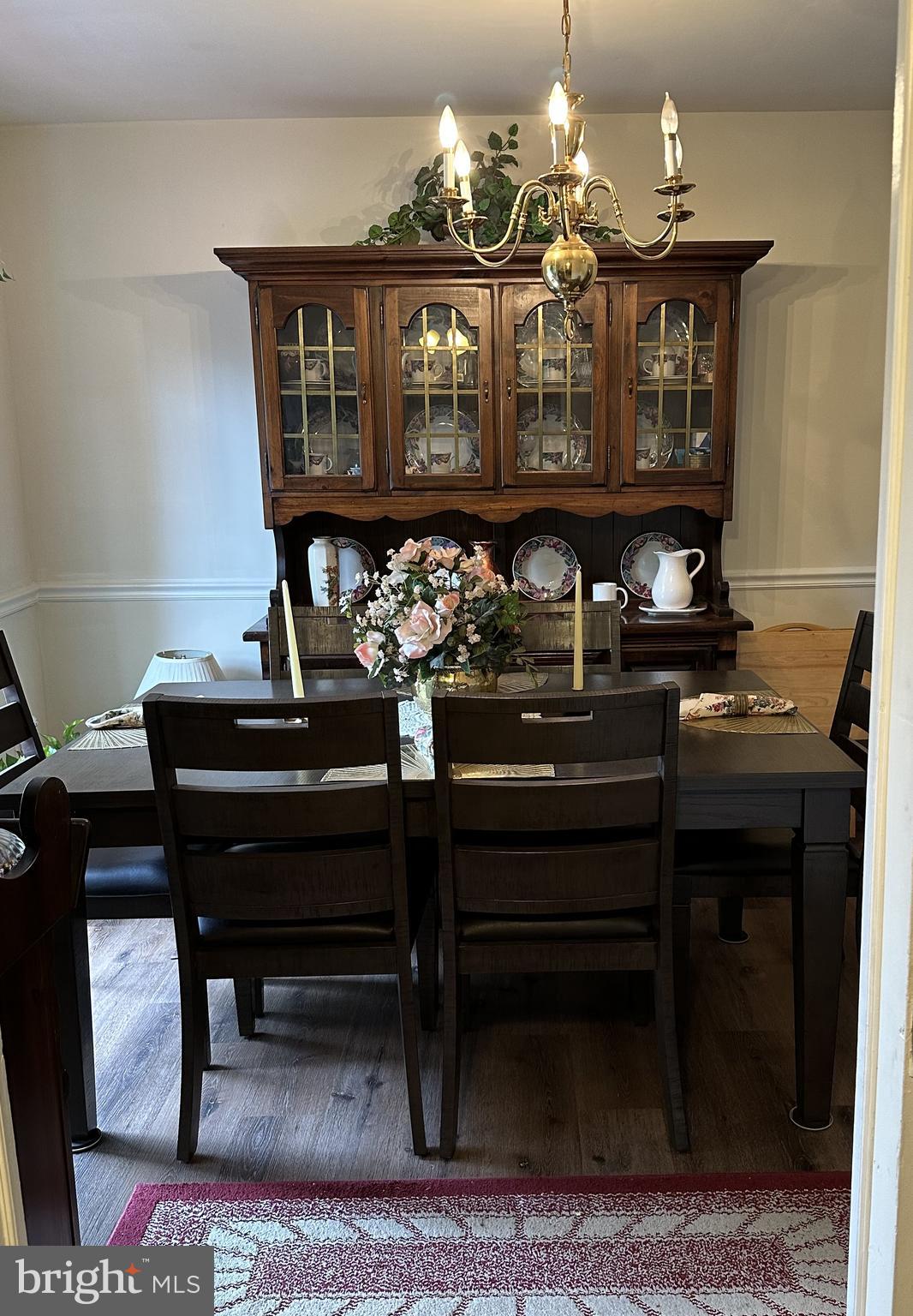 ANNAPOLIS ROADS WEST - Residential