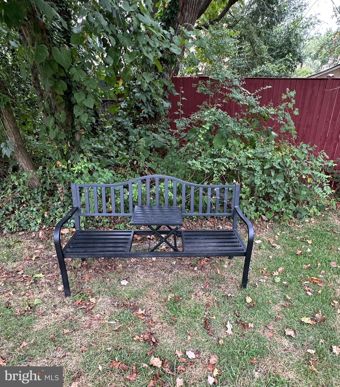 ANNAPOLIS ROADS WEST - Residential