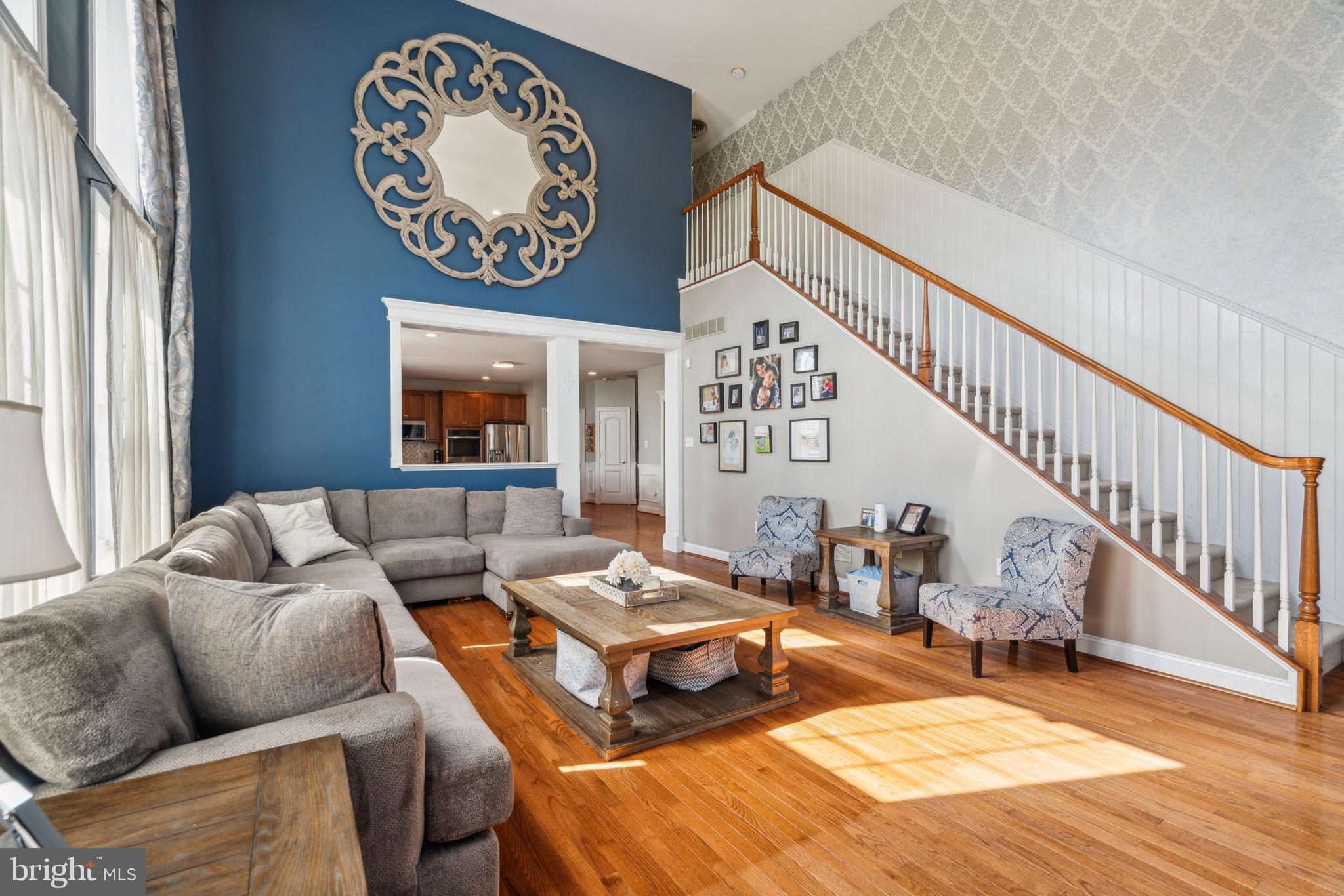 COUNTRY CLUB ESTS - Residential