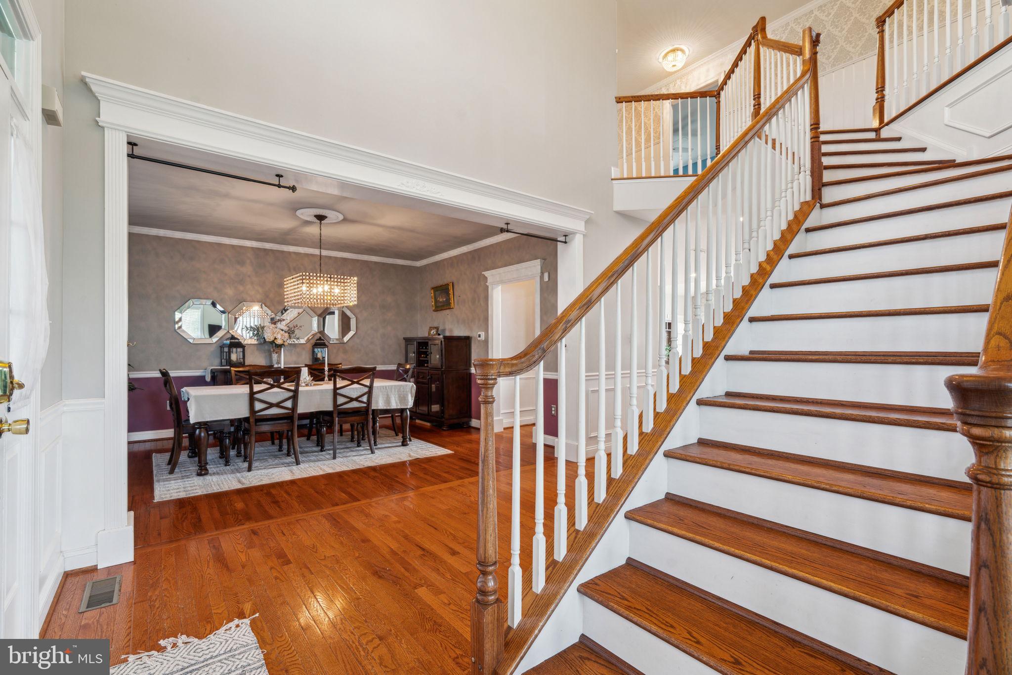 COUNTRY CLUB ESTS - Residential